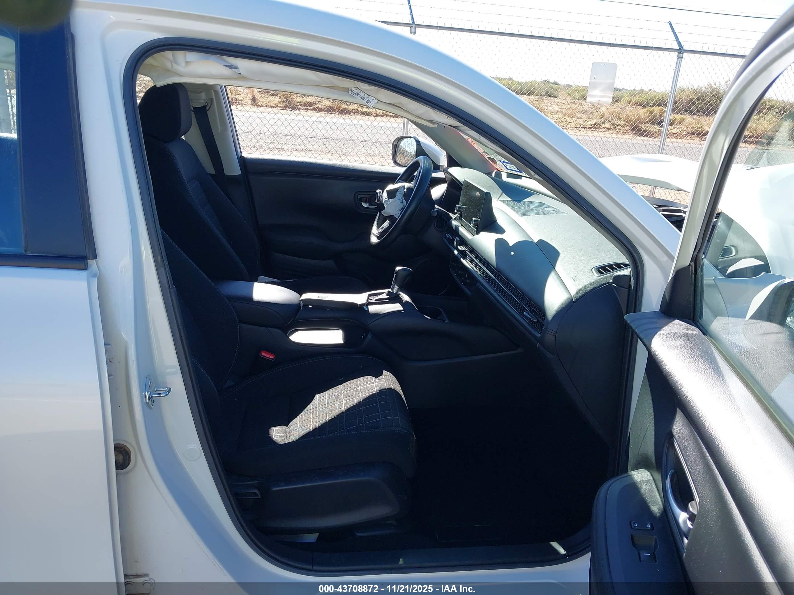 HONDA HR-V image 5