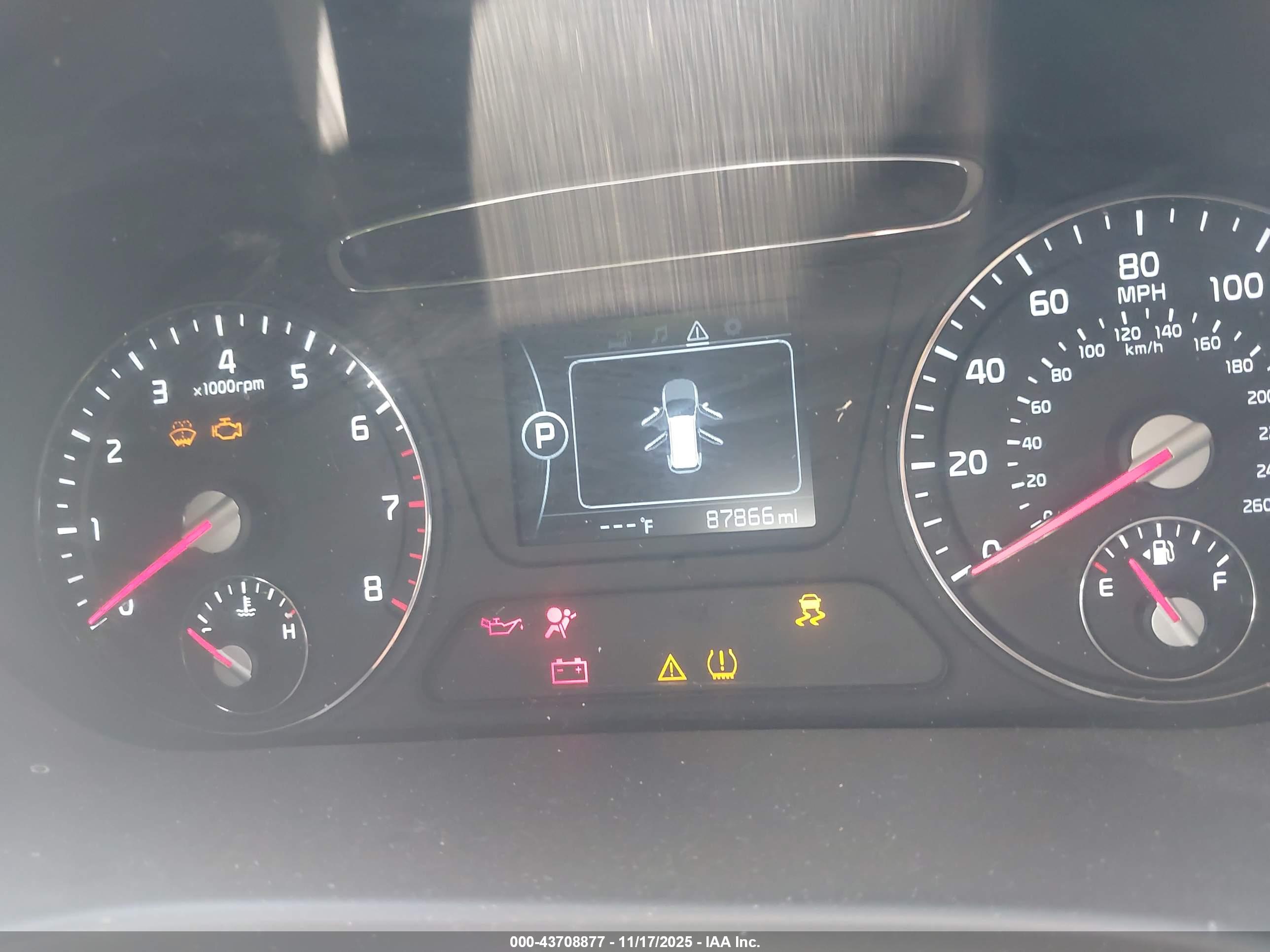 KIA SORENTO image 7