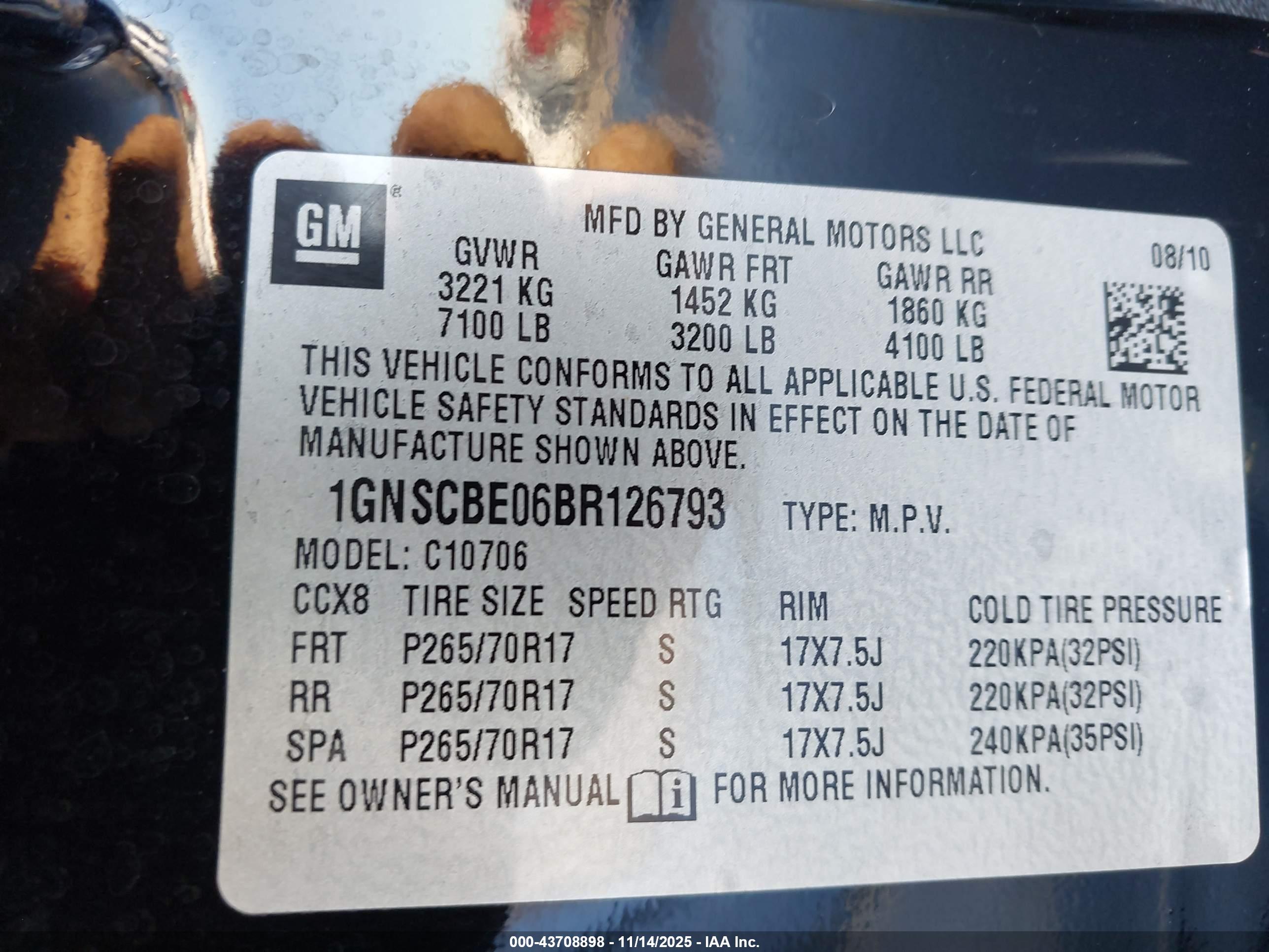 CHEVROLET TAHOE image 9