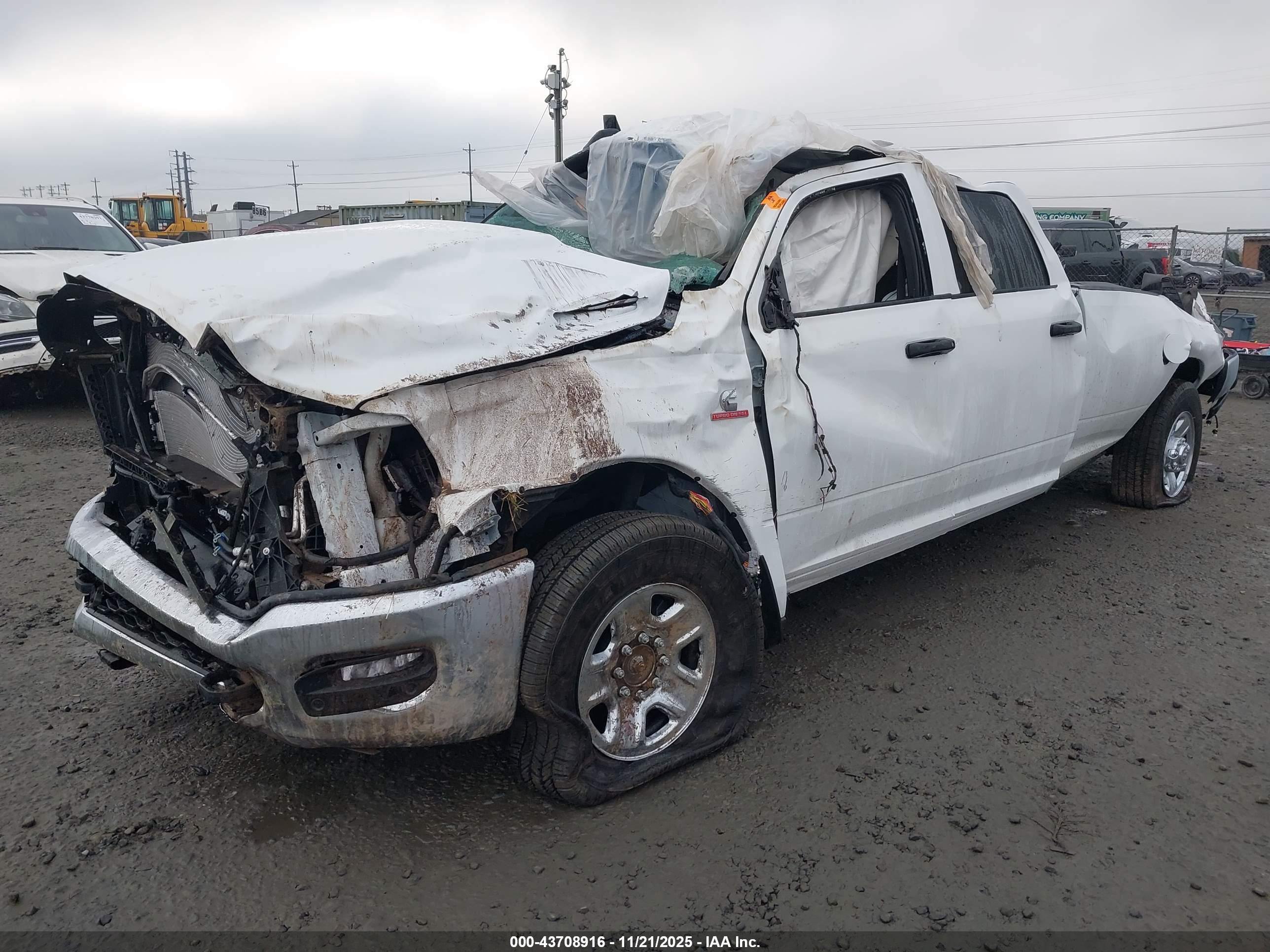 RAM 3500 image 2