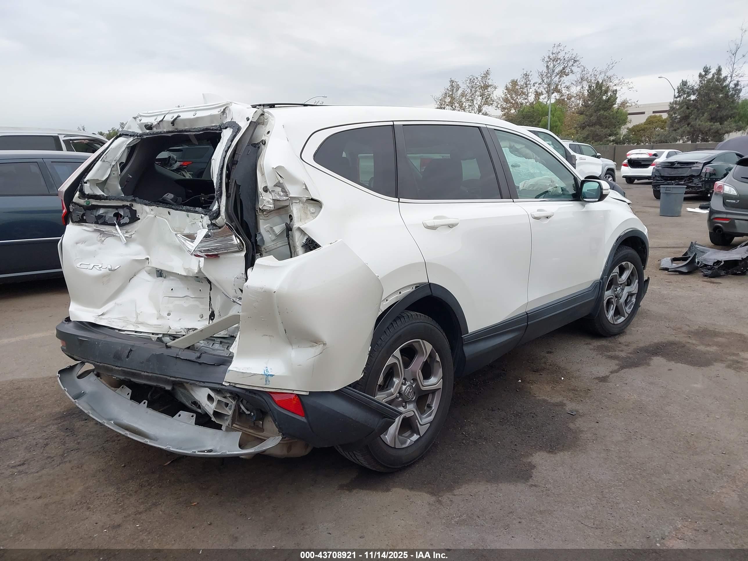 HONDA CR-V image 4