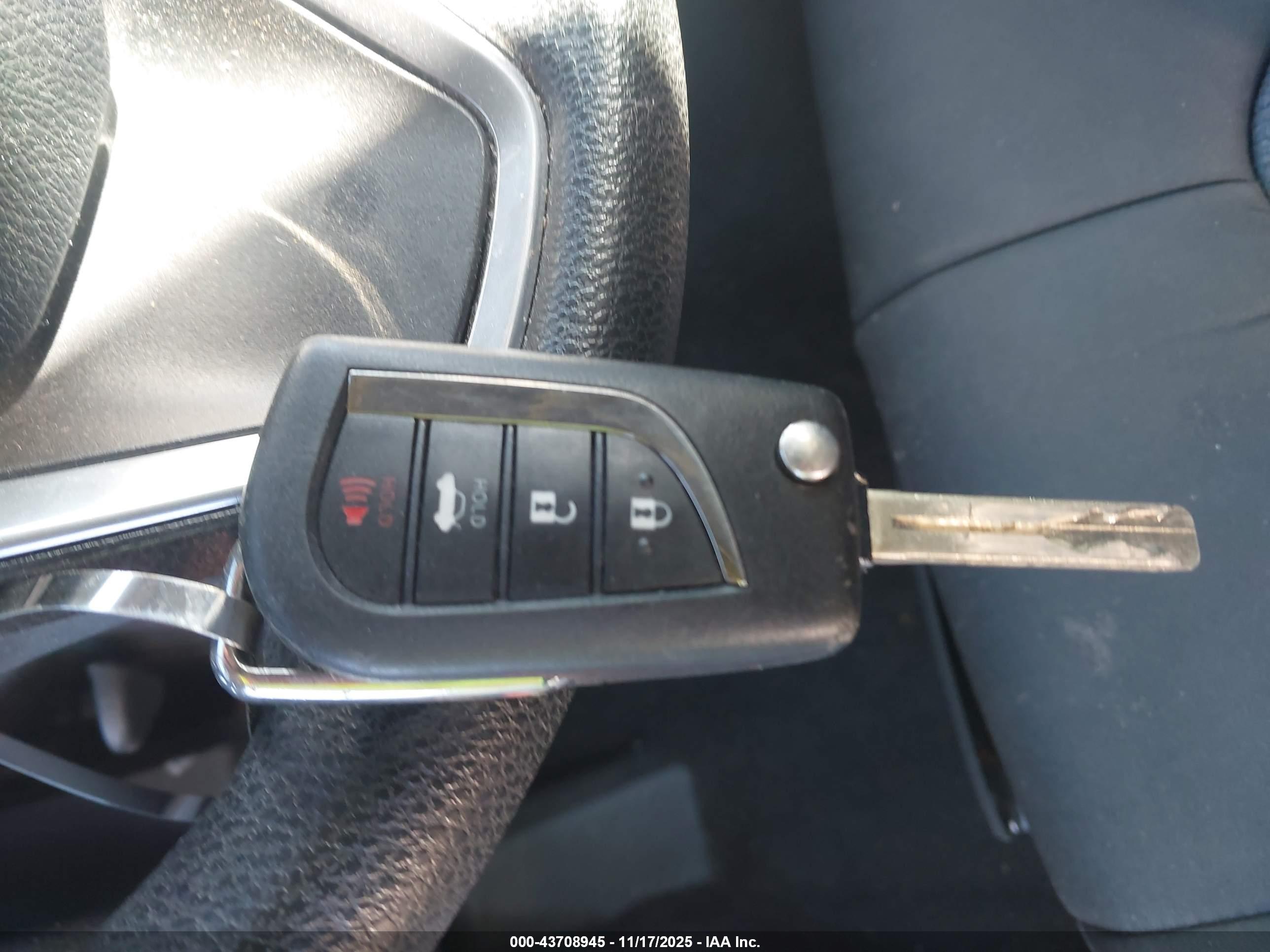 TOYOTA CAMRY image 11