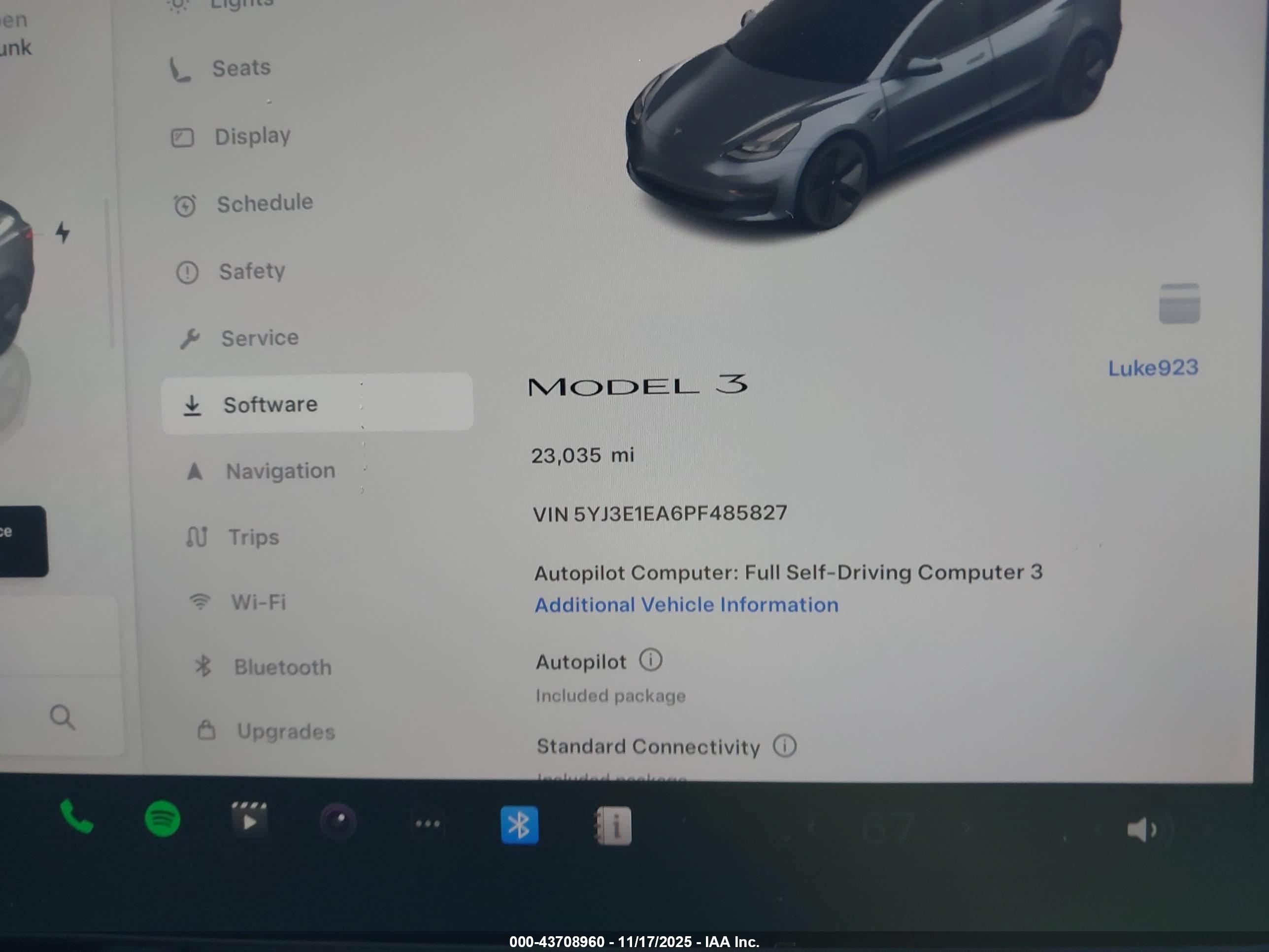 TESLA MODEL image 7