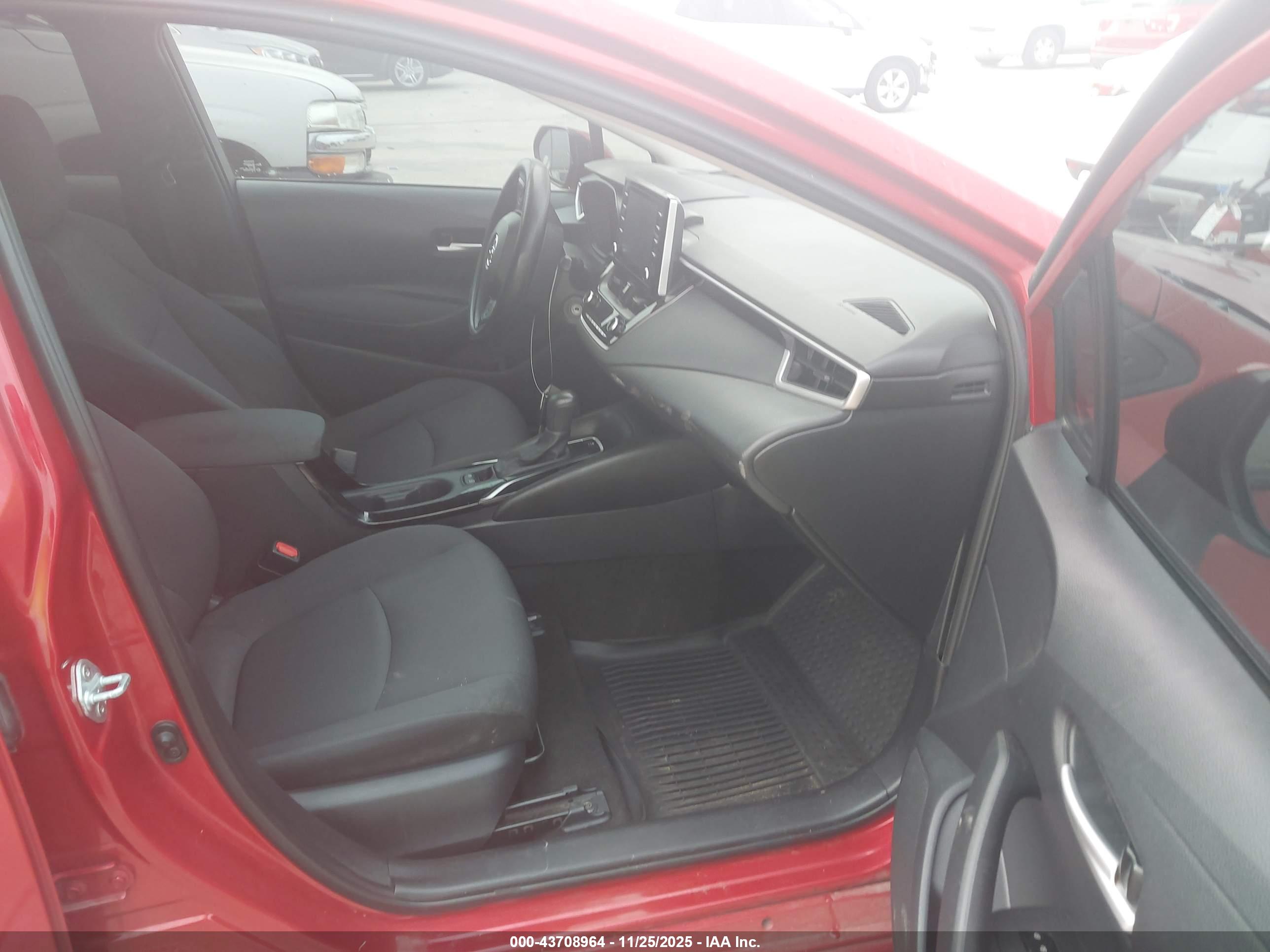 TOYOTA COROLLA image 5