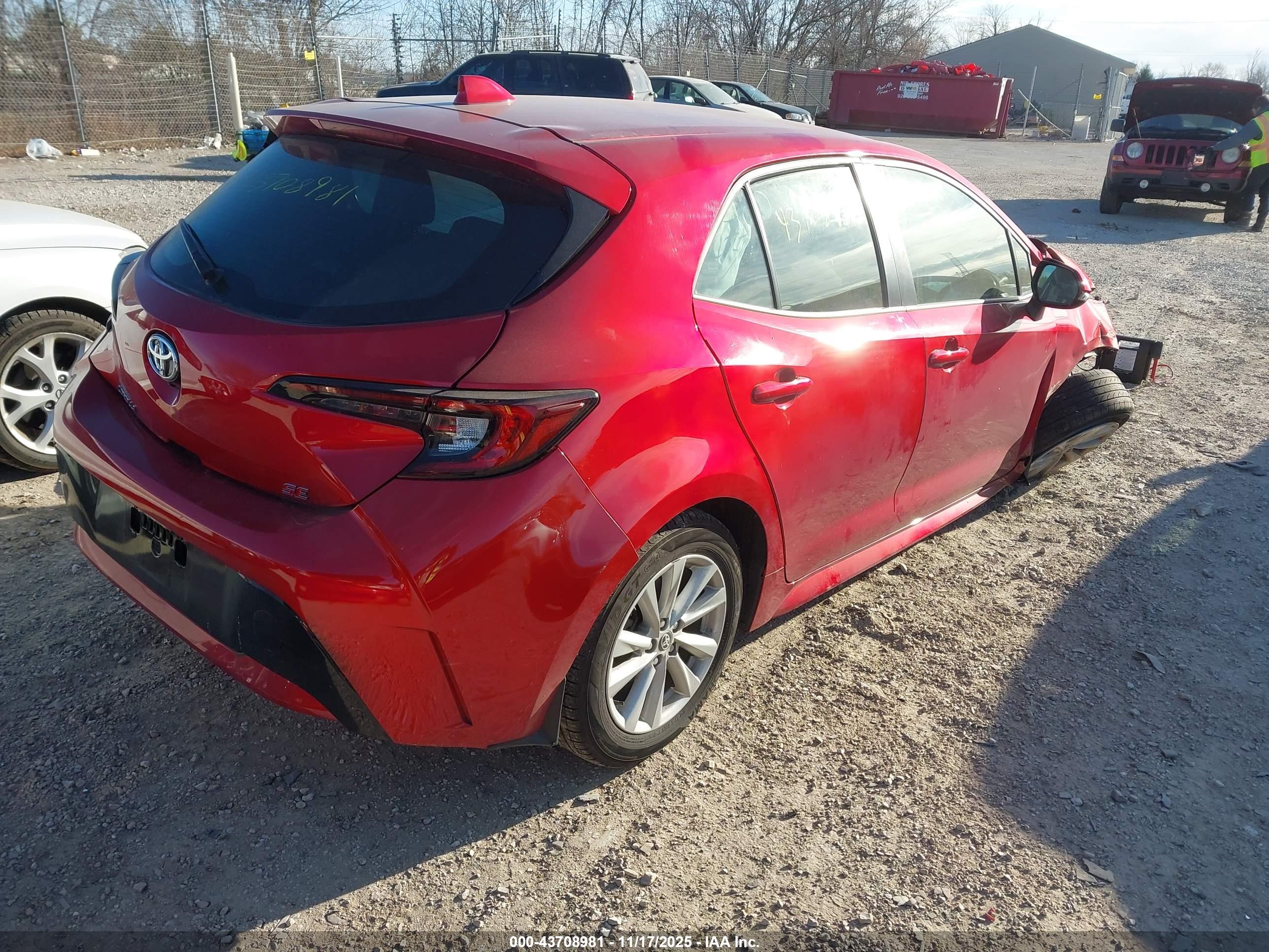 TOYOTA COROLLA image 4