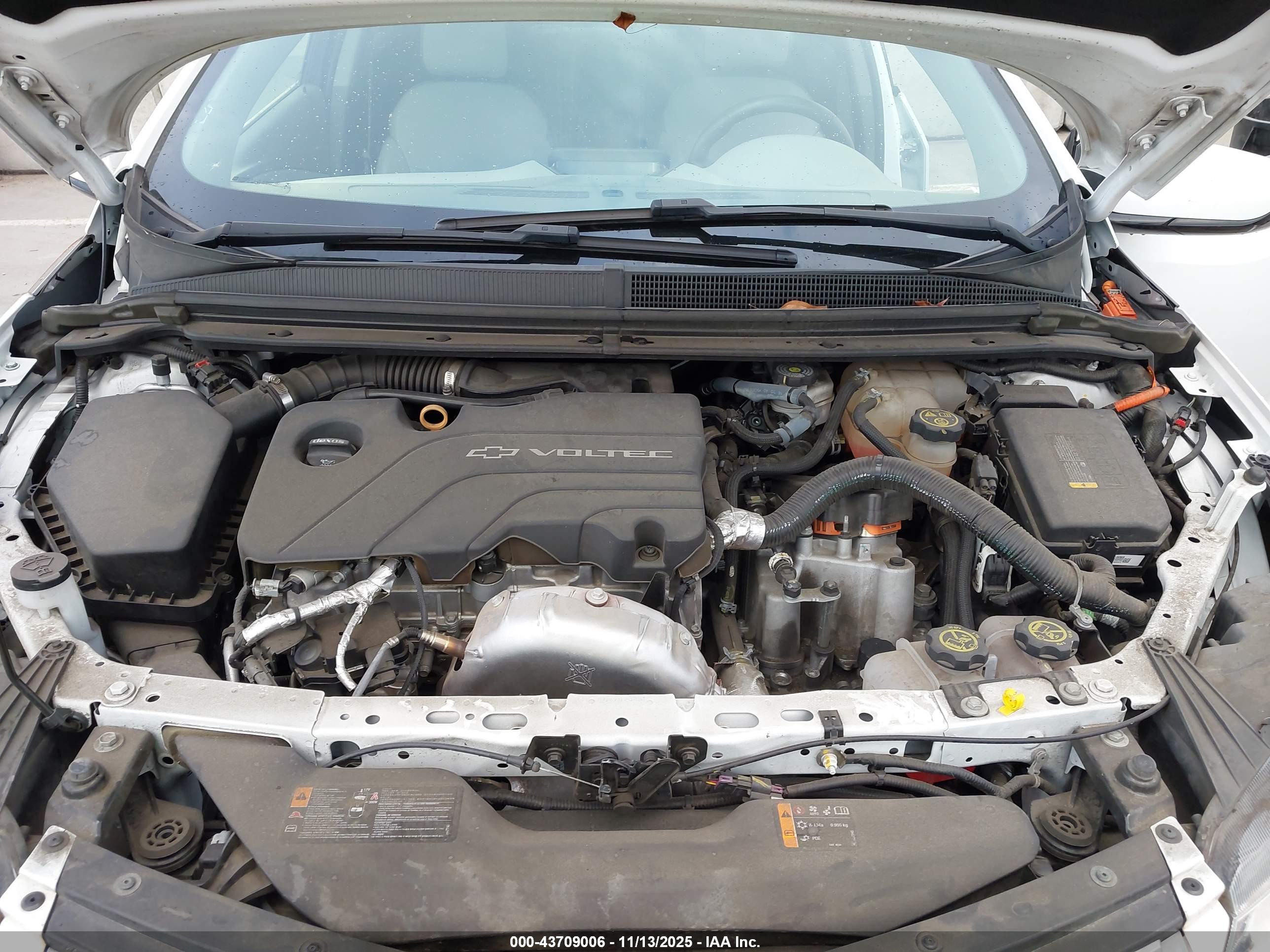 CHEVROLET VOLT image 10