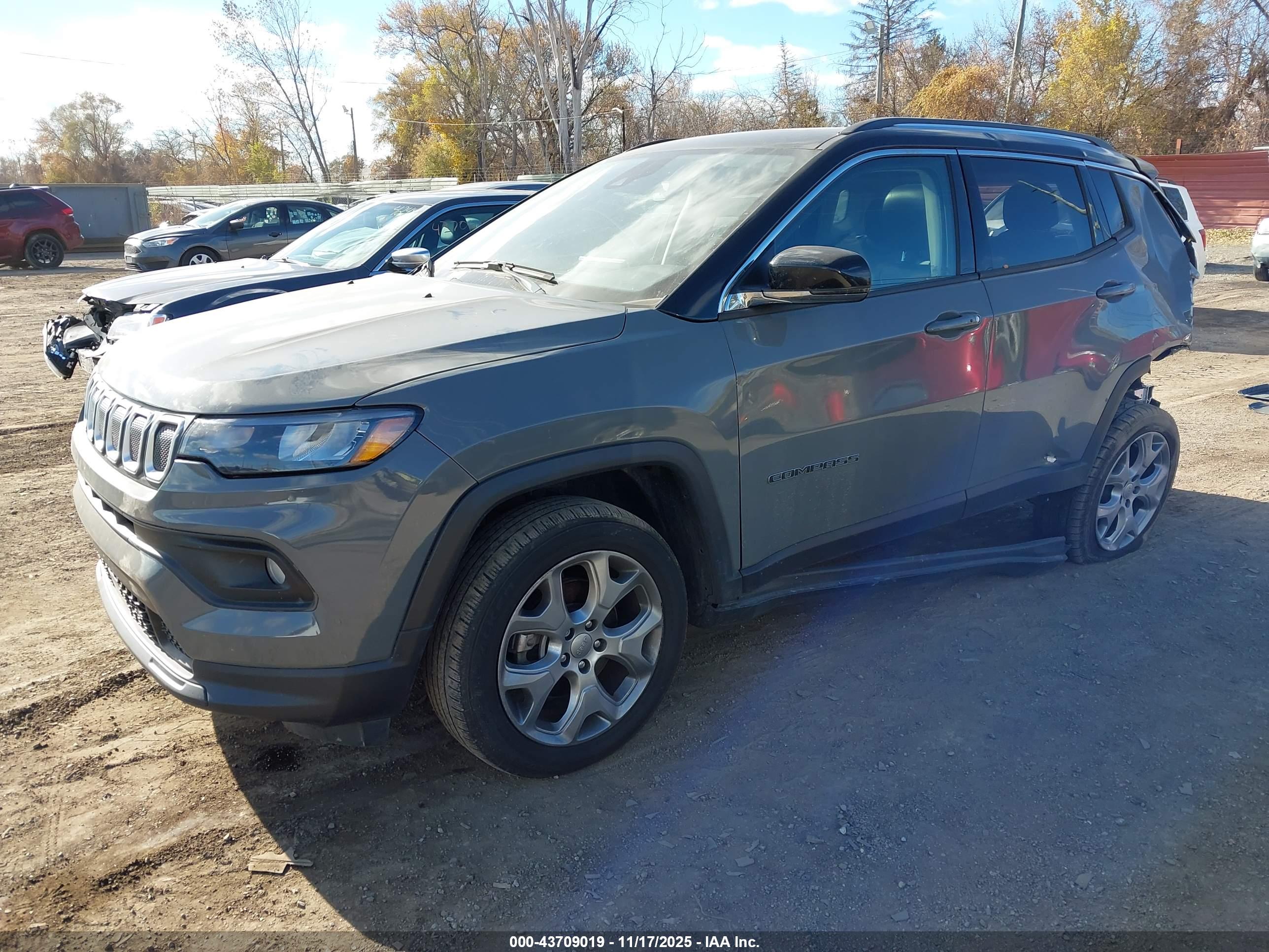 JEEP COMPASS image 2