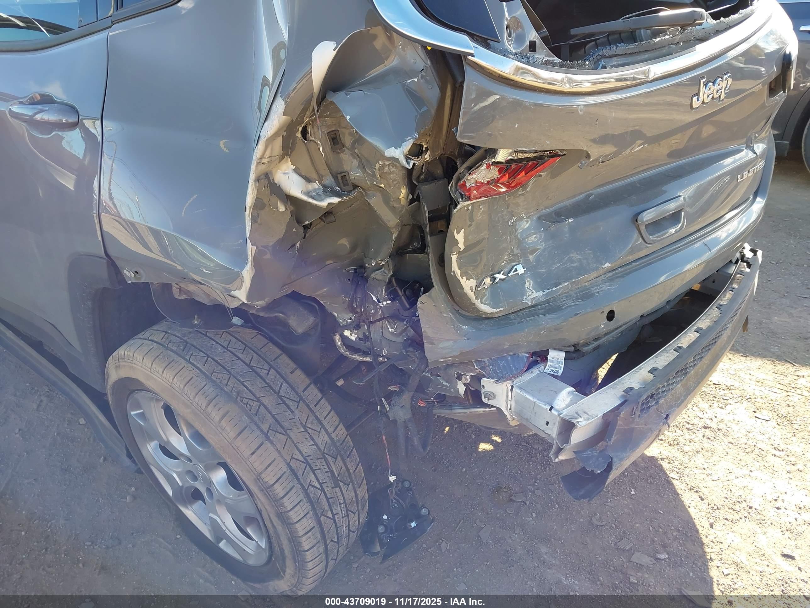 JEEP COMPASS image 6
