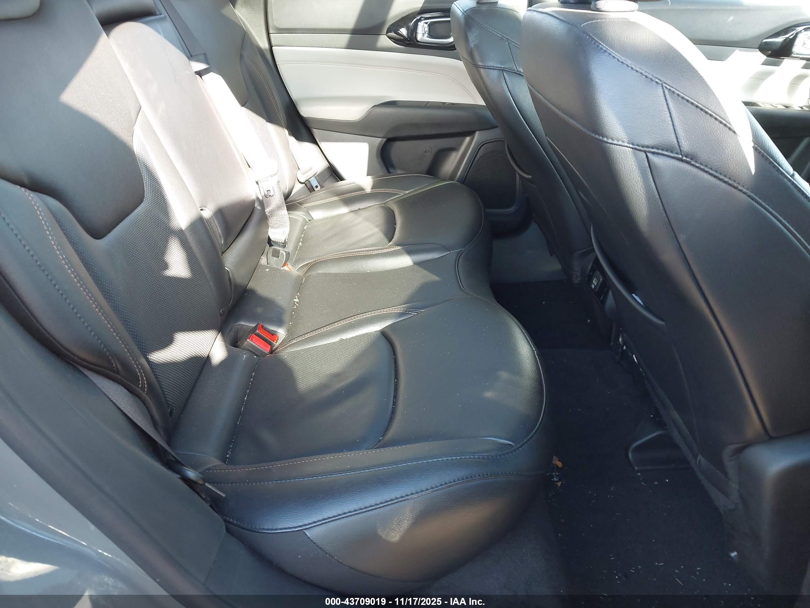 JEEP COMPASS image 8