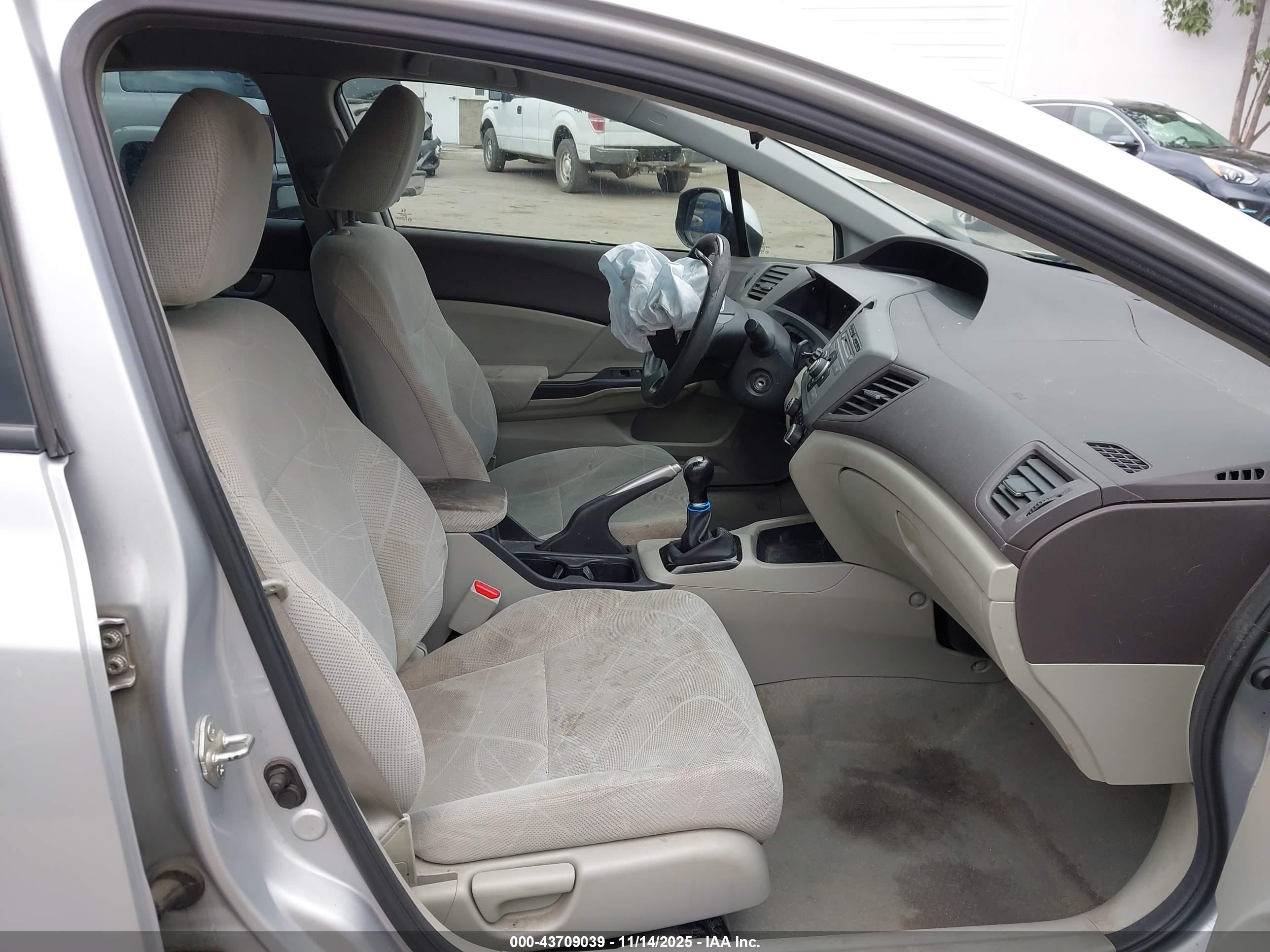 HONDA CIVIC image 5