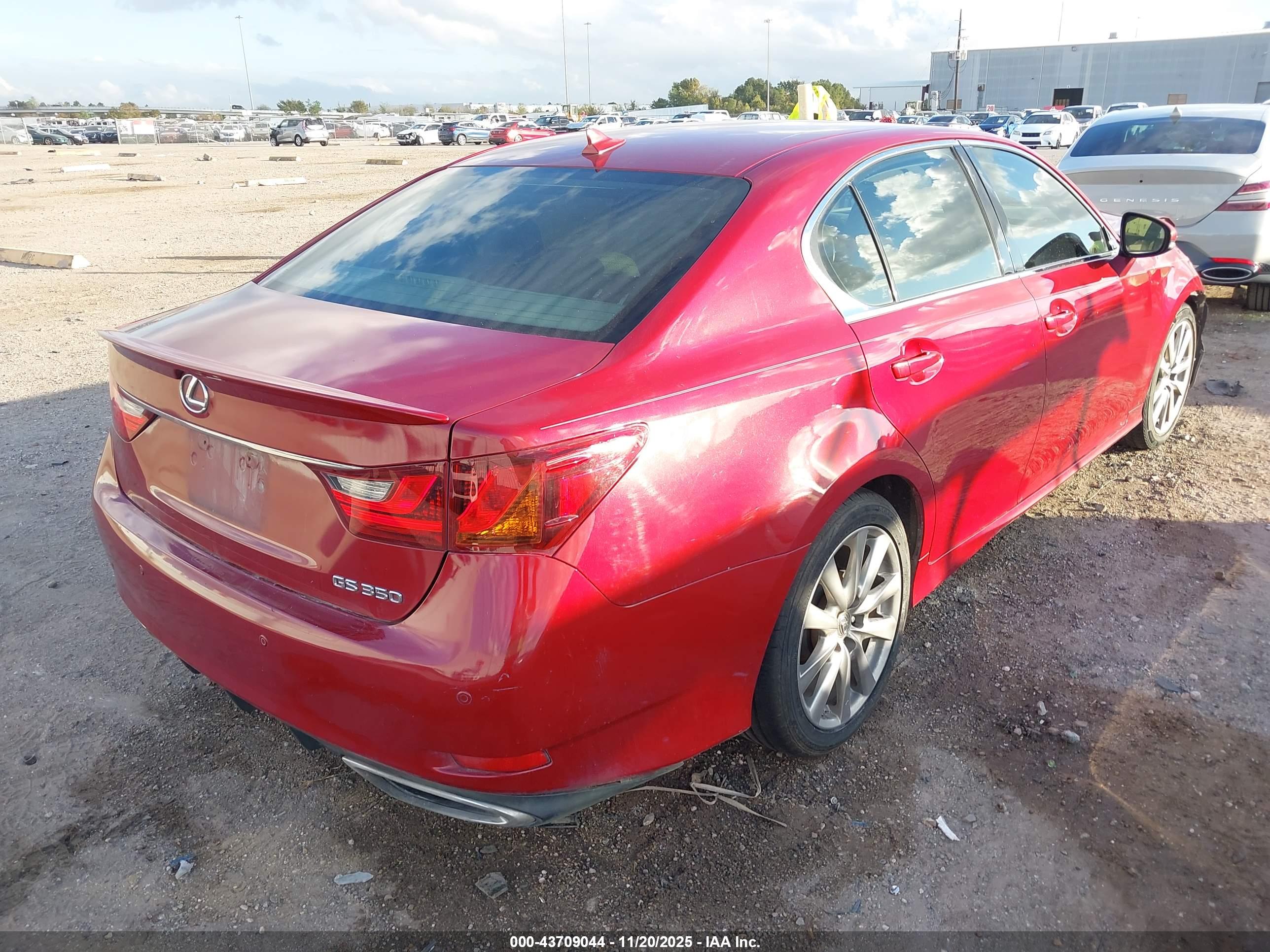 LEXUS GS image 4