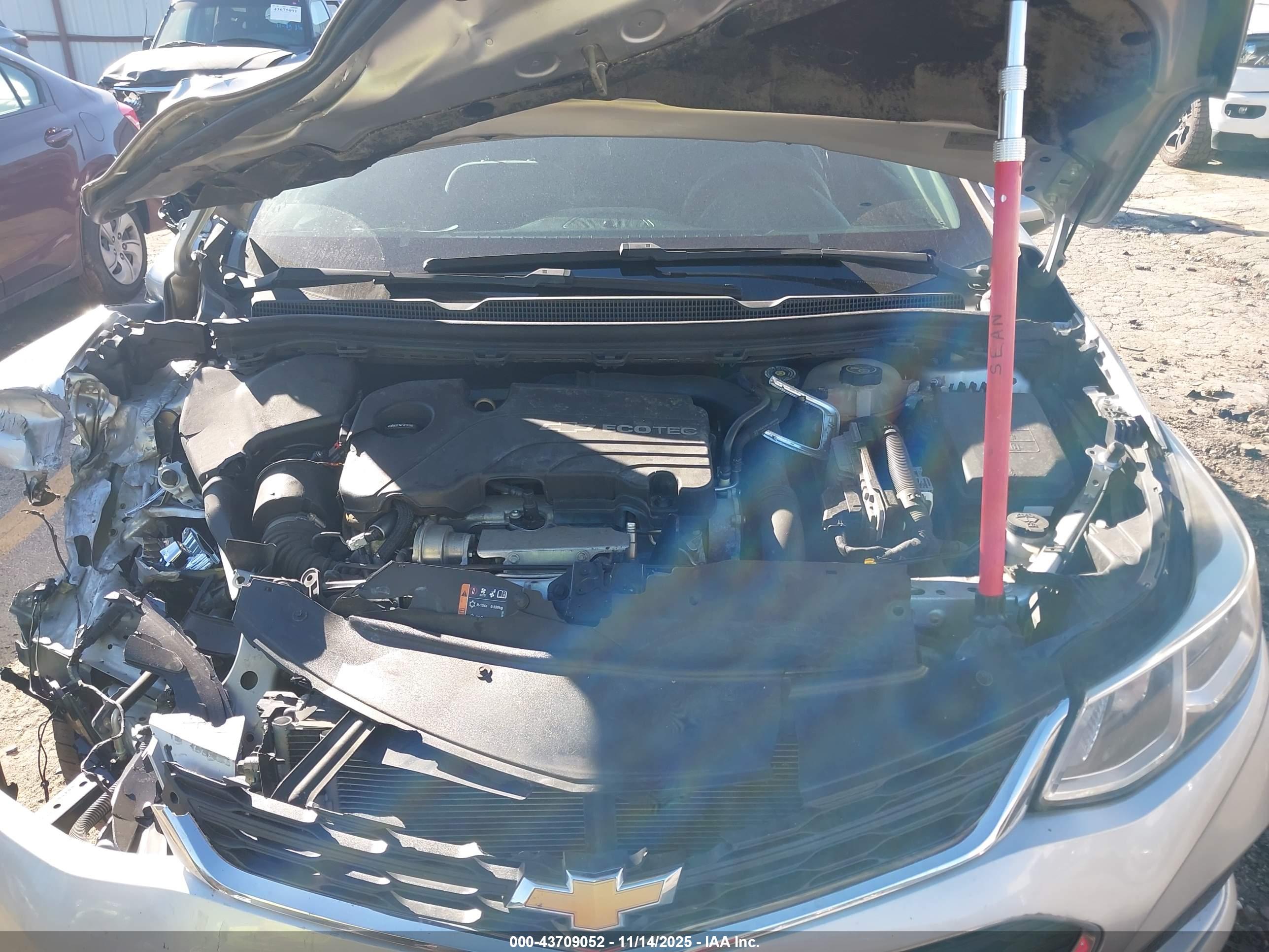 CHEVROLET CRUZE image 10