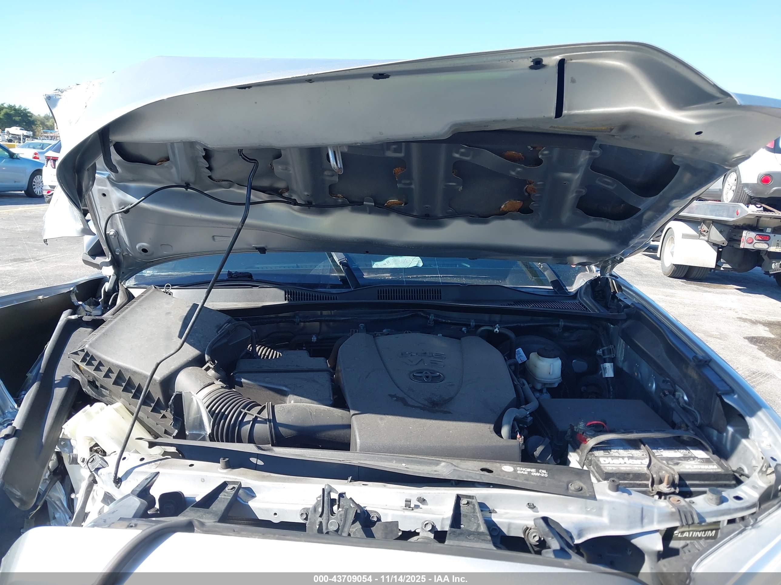TOYOTA TACOMA image 10
