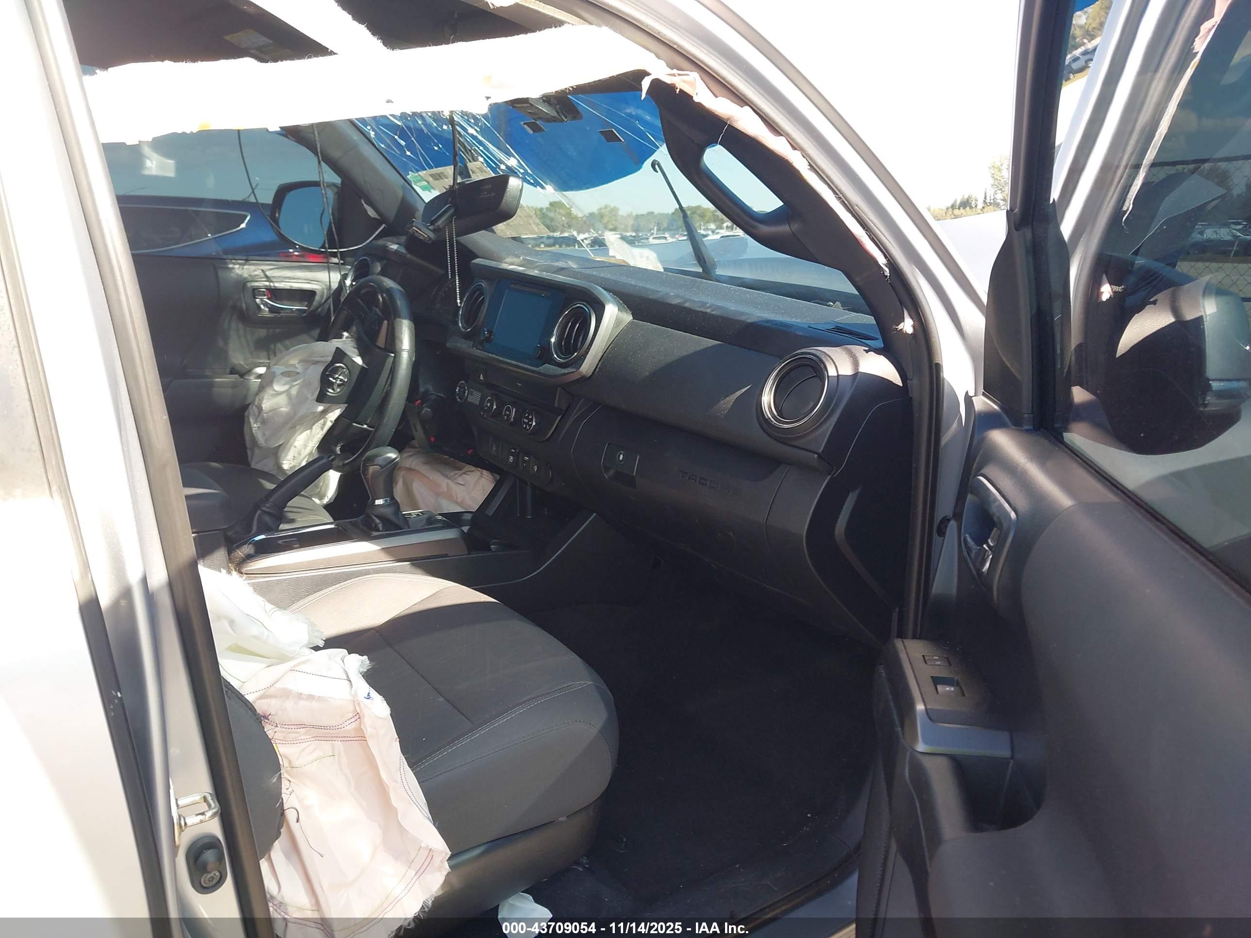 TOYOTA TACOMA image 5