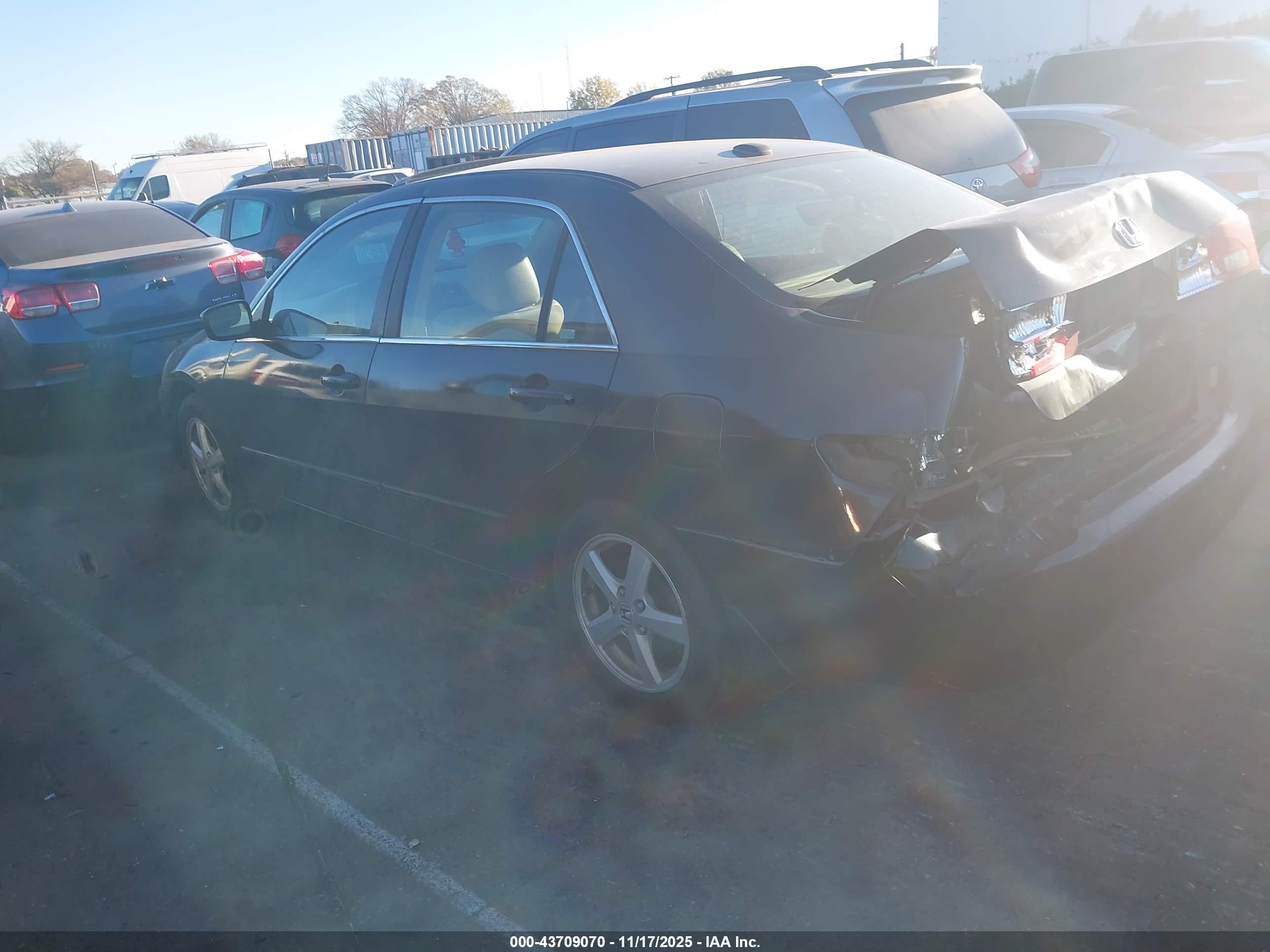 HONDA ACCORD image 3