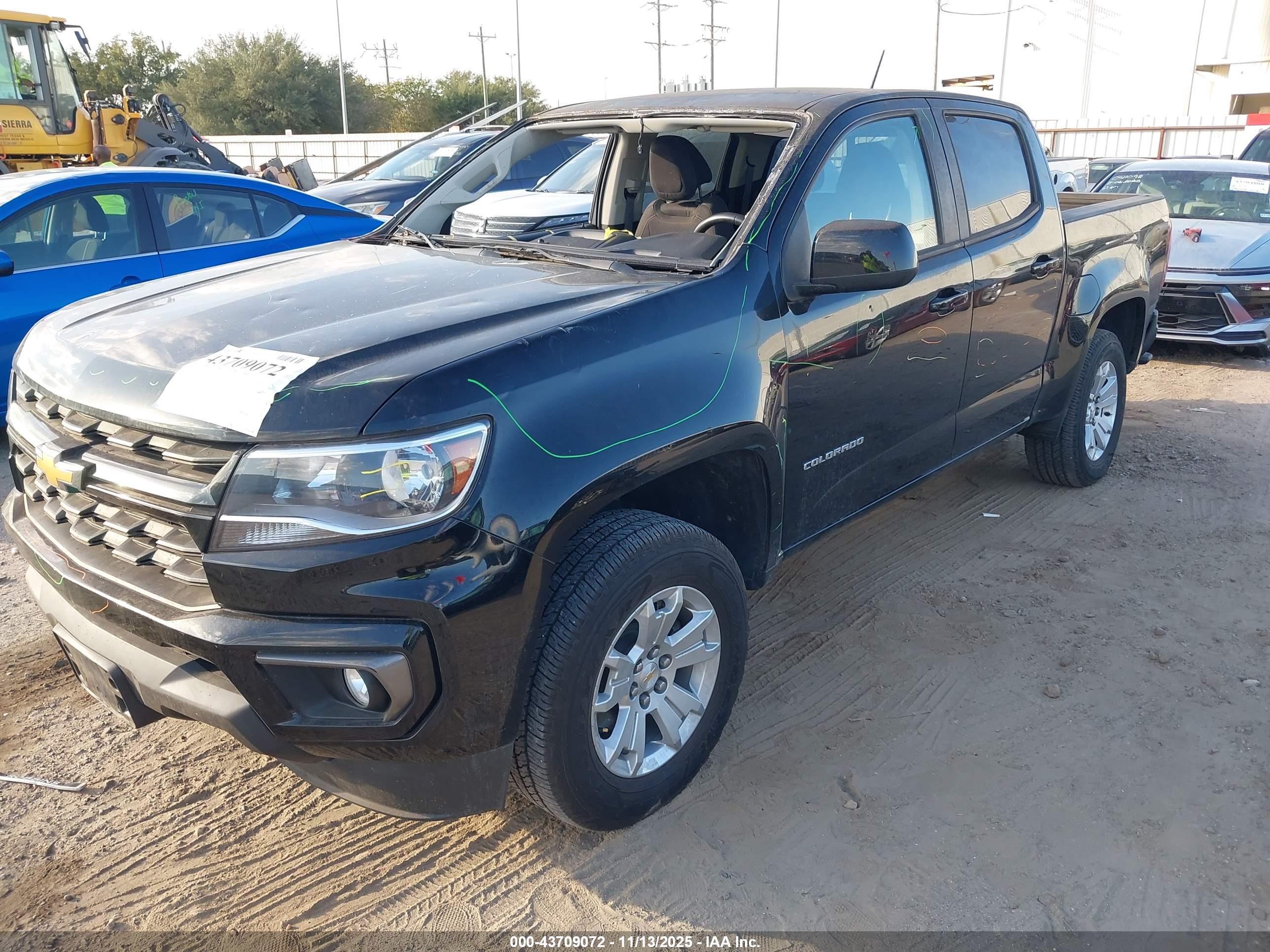 CHEVROLET COLORADO image 2