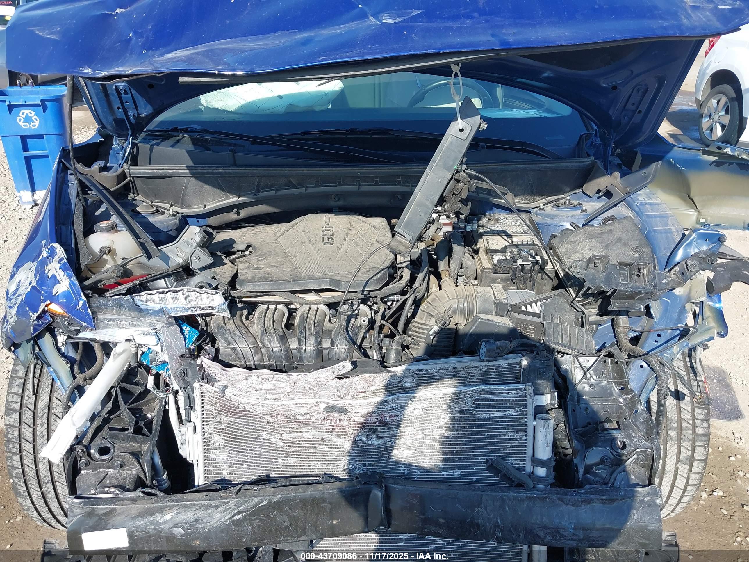 HYUNDAI TUCSON image 10