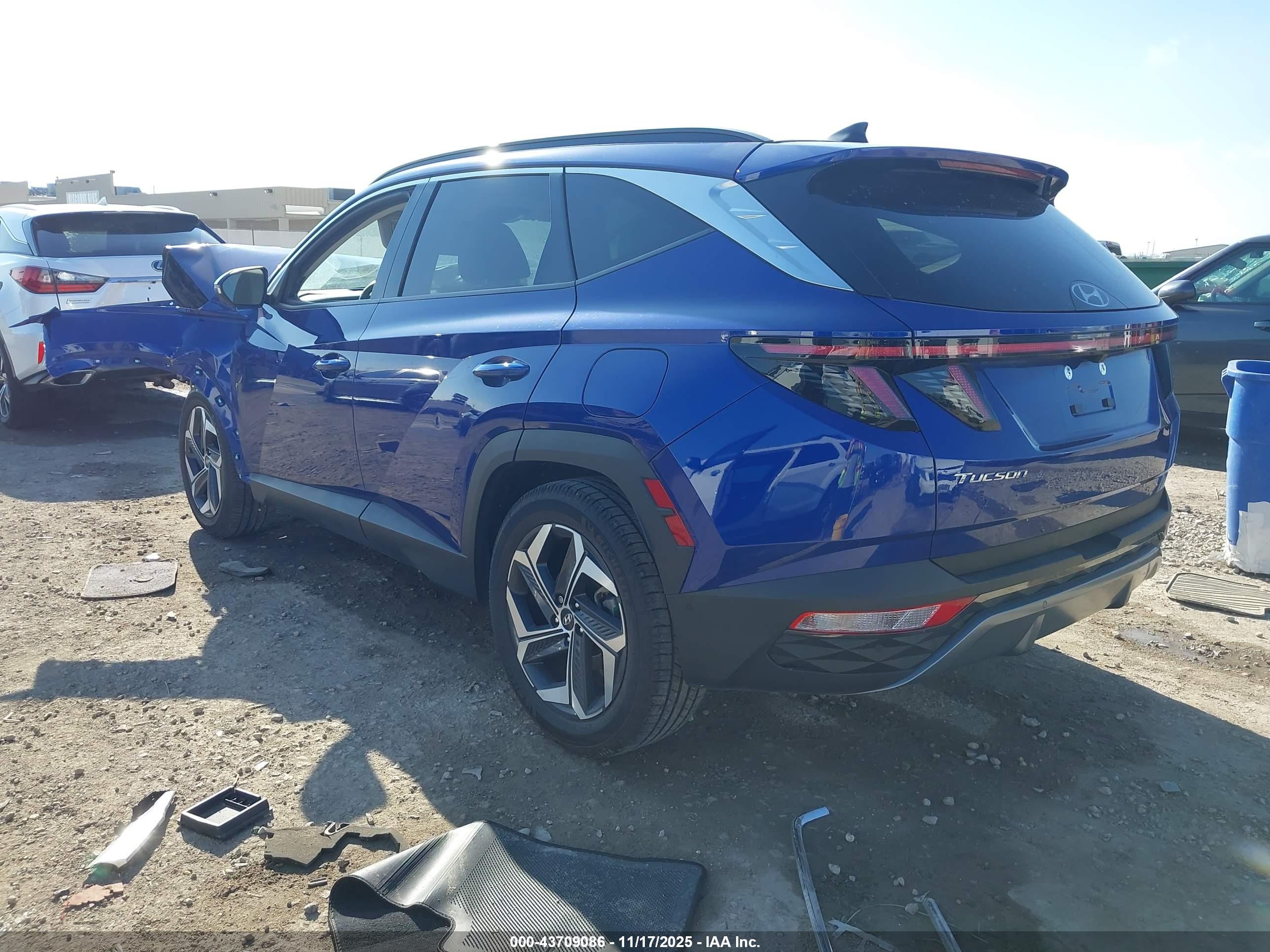 HYUNDAI TUCSON image 3