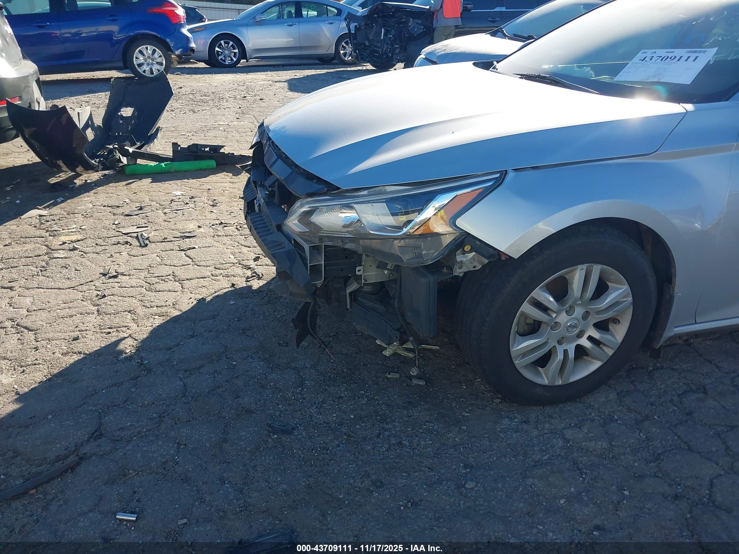 NISSAN ALTIMA image 6