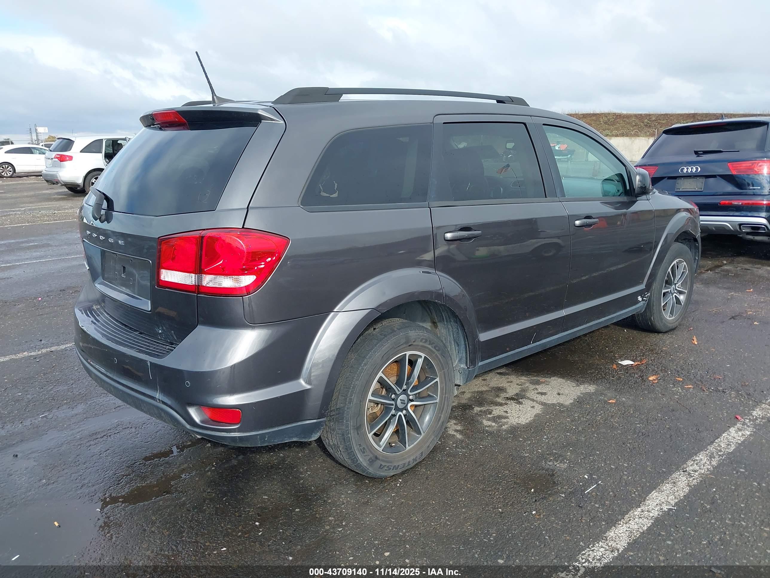 DODGE JOURNEY image 4