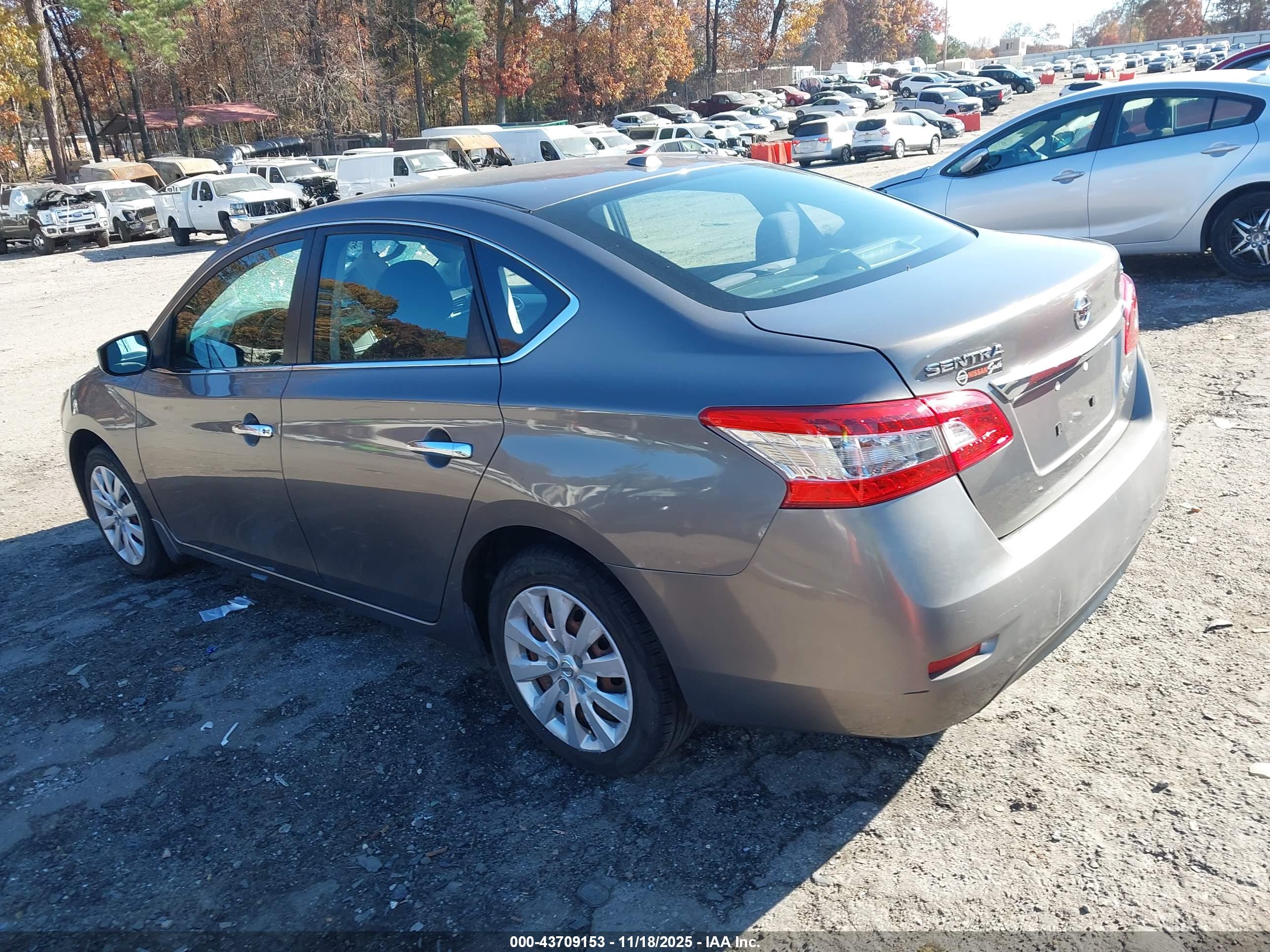 NISSAN SENTRA image 3