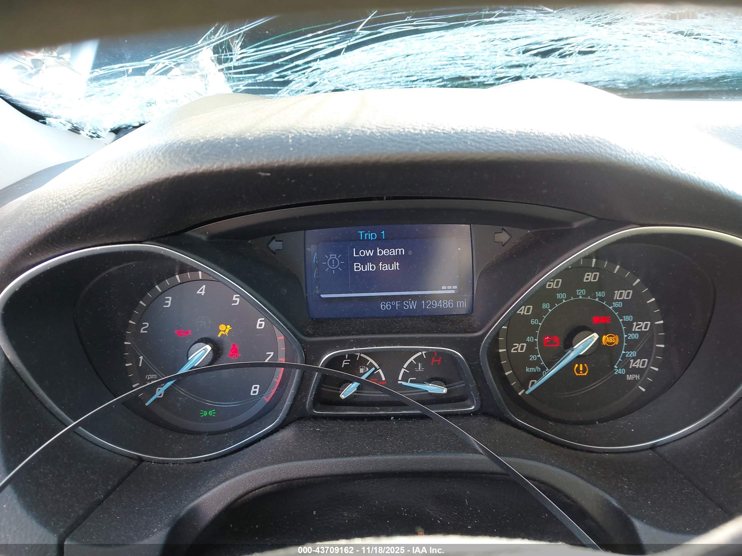 FORD FOCUS image 7