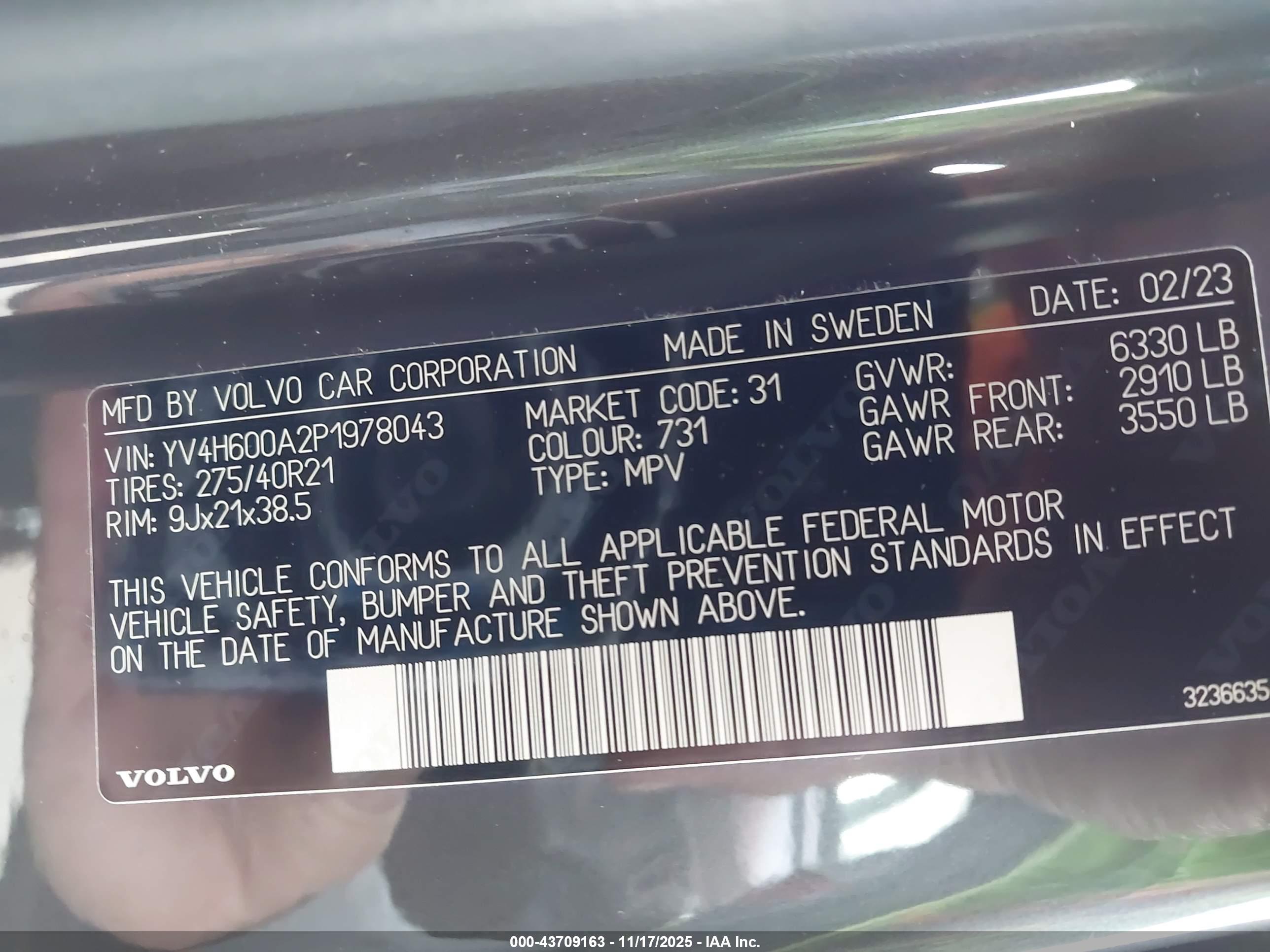 VOLVO XC90 image 9