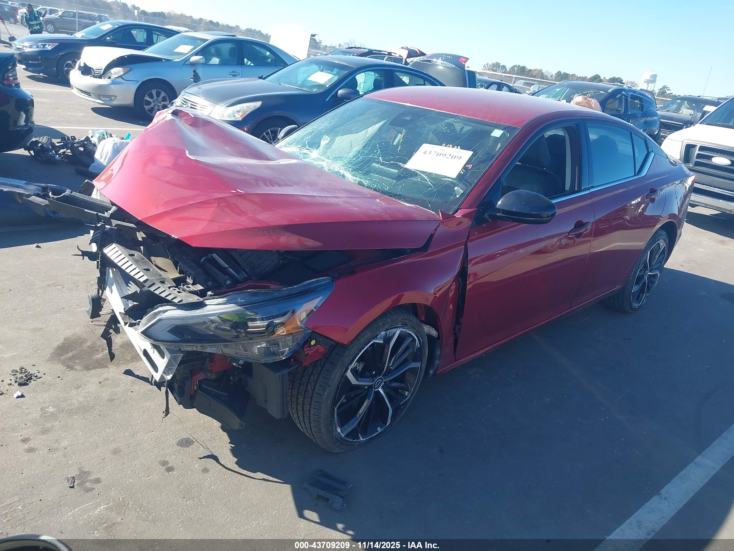 NISSAN ALTIMA image 2