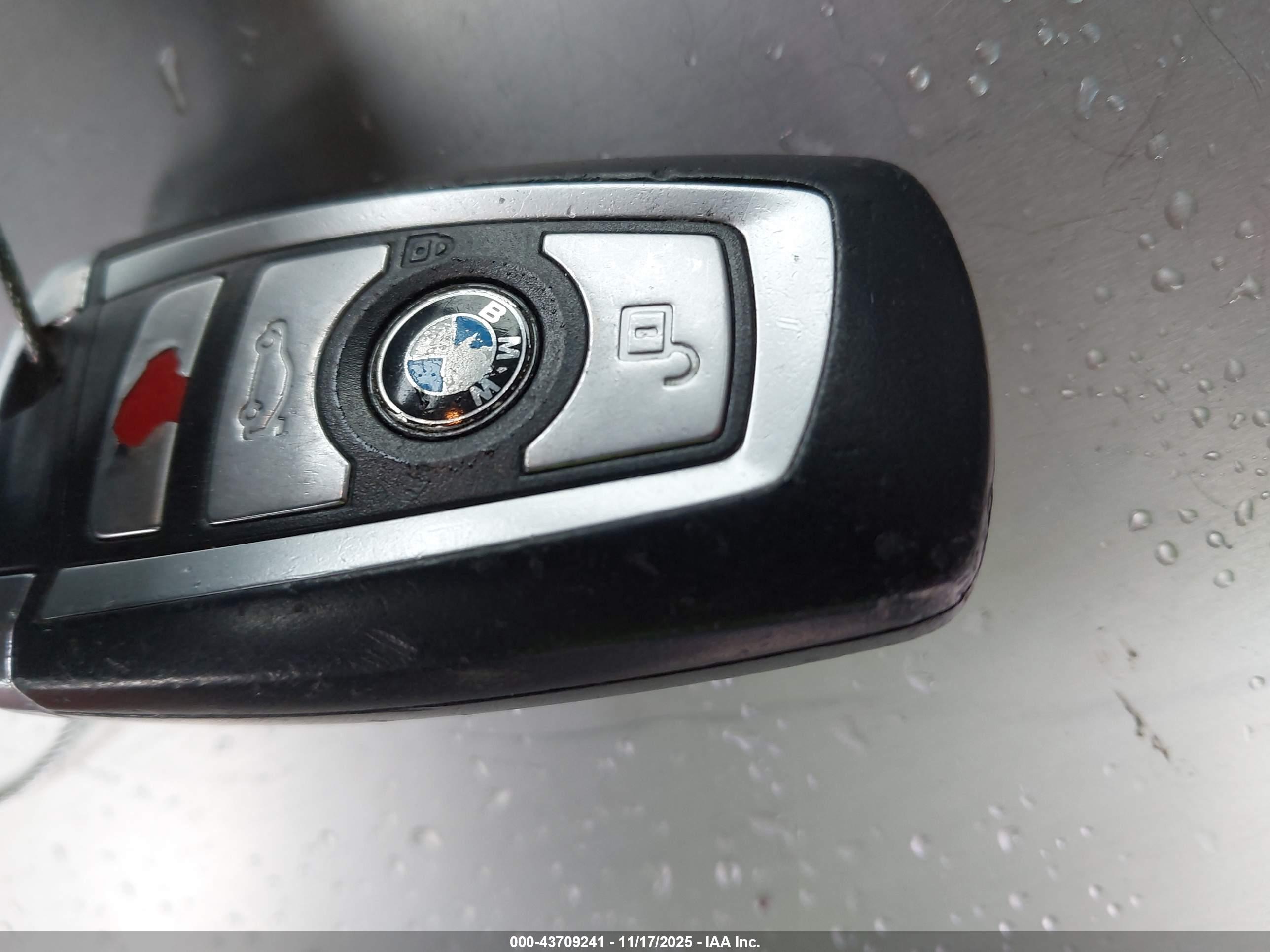 BMW 650I image 11