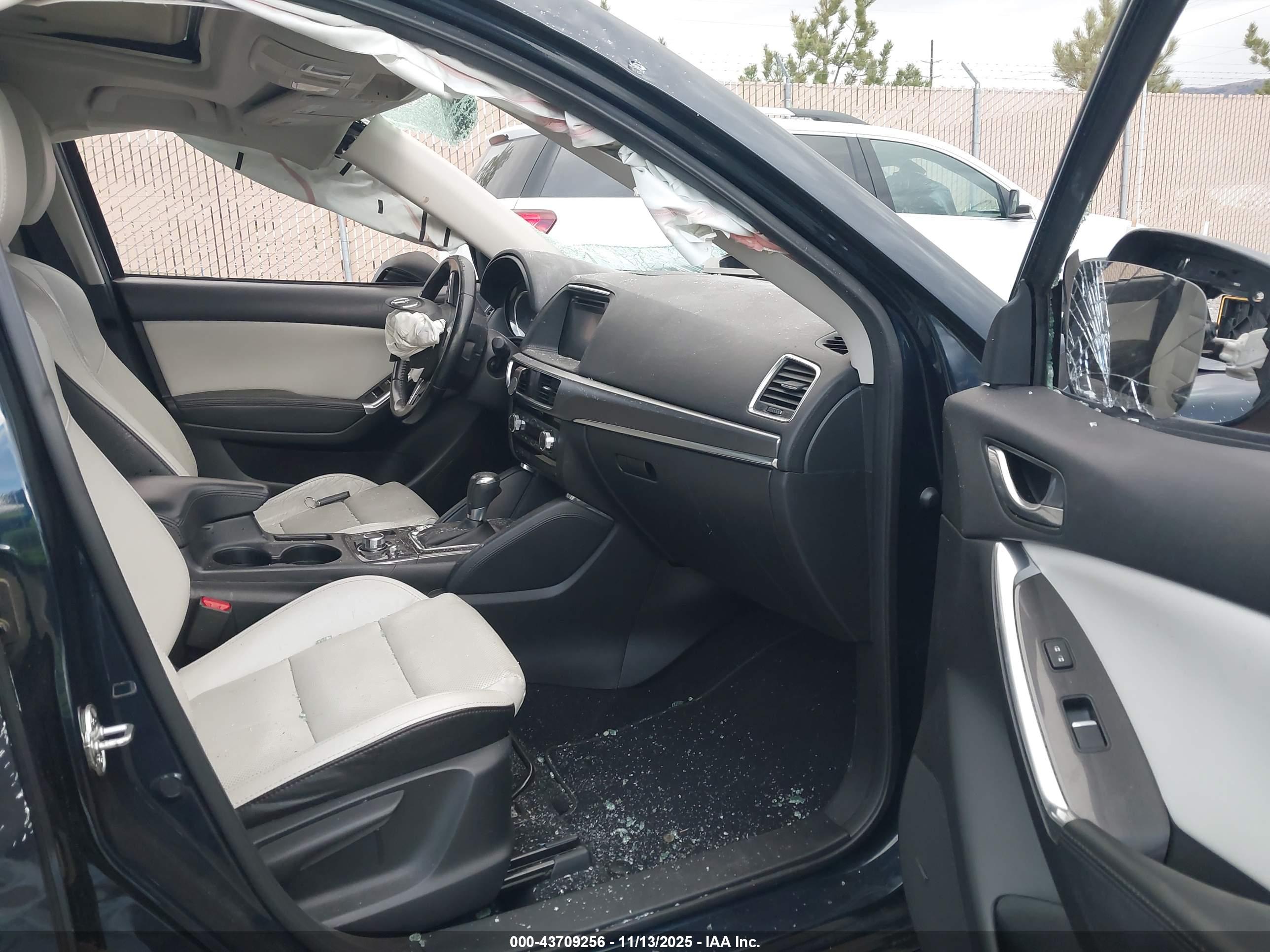 MAZDA CX-5 image 5