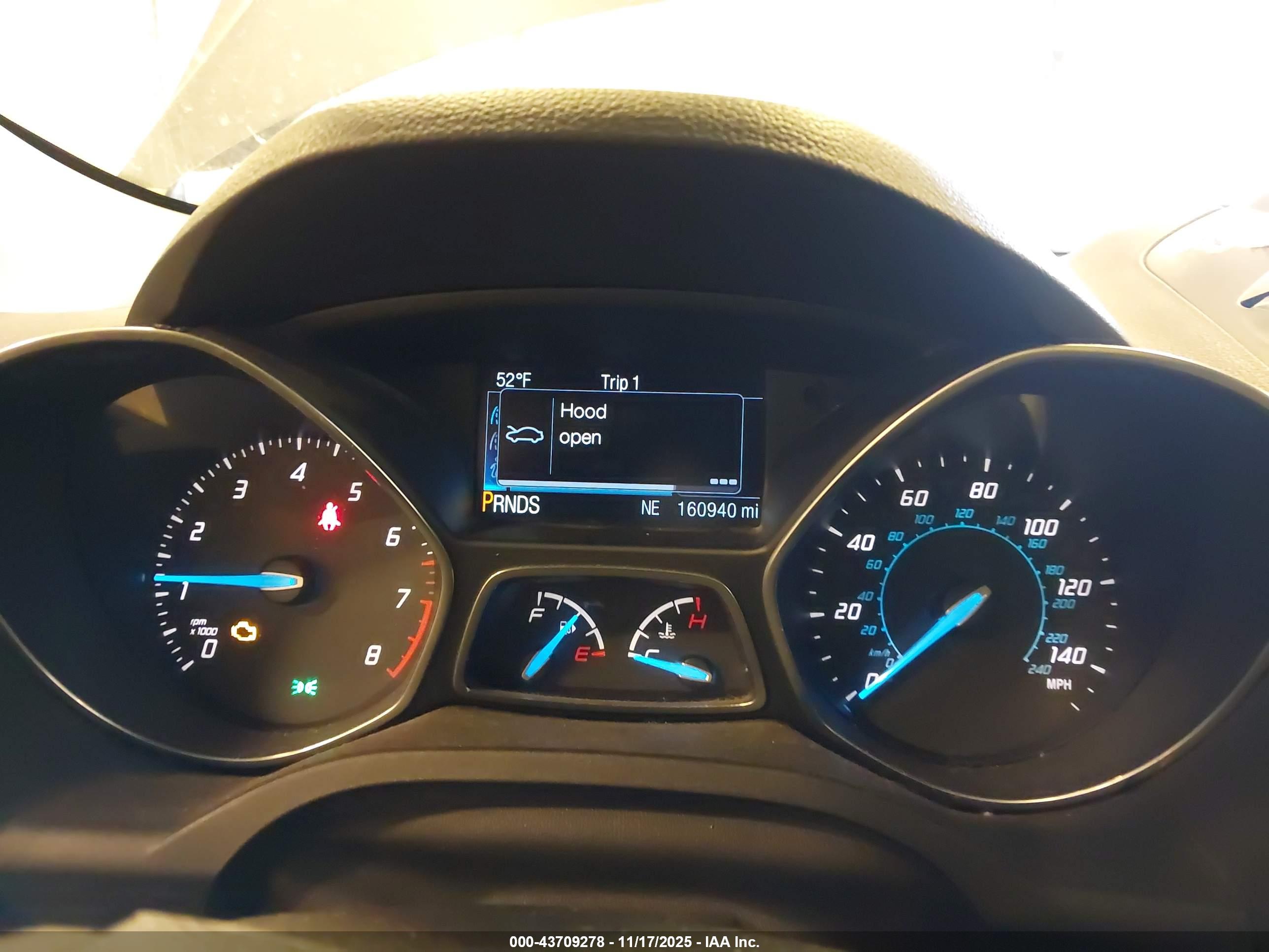 FORD ESCAPE image 7