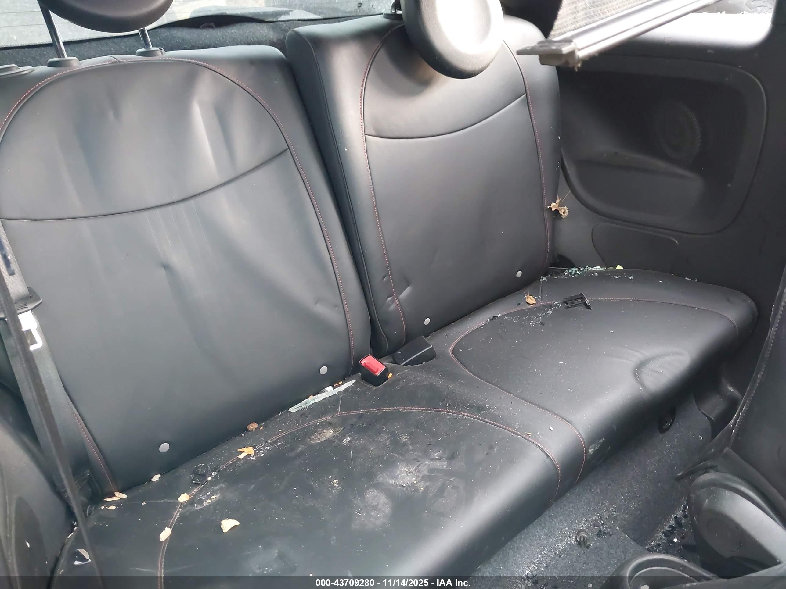 FIAT 500 image 8