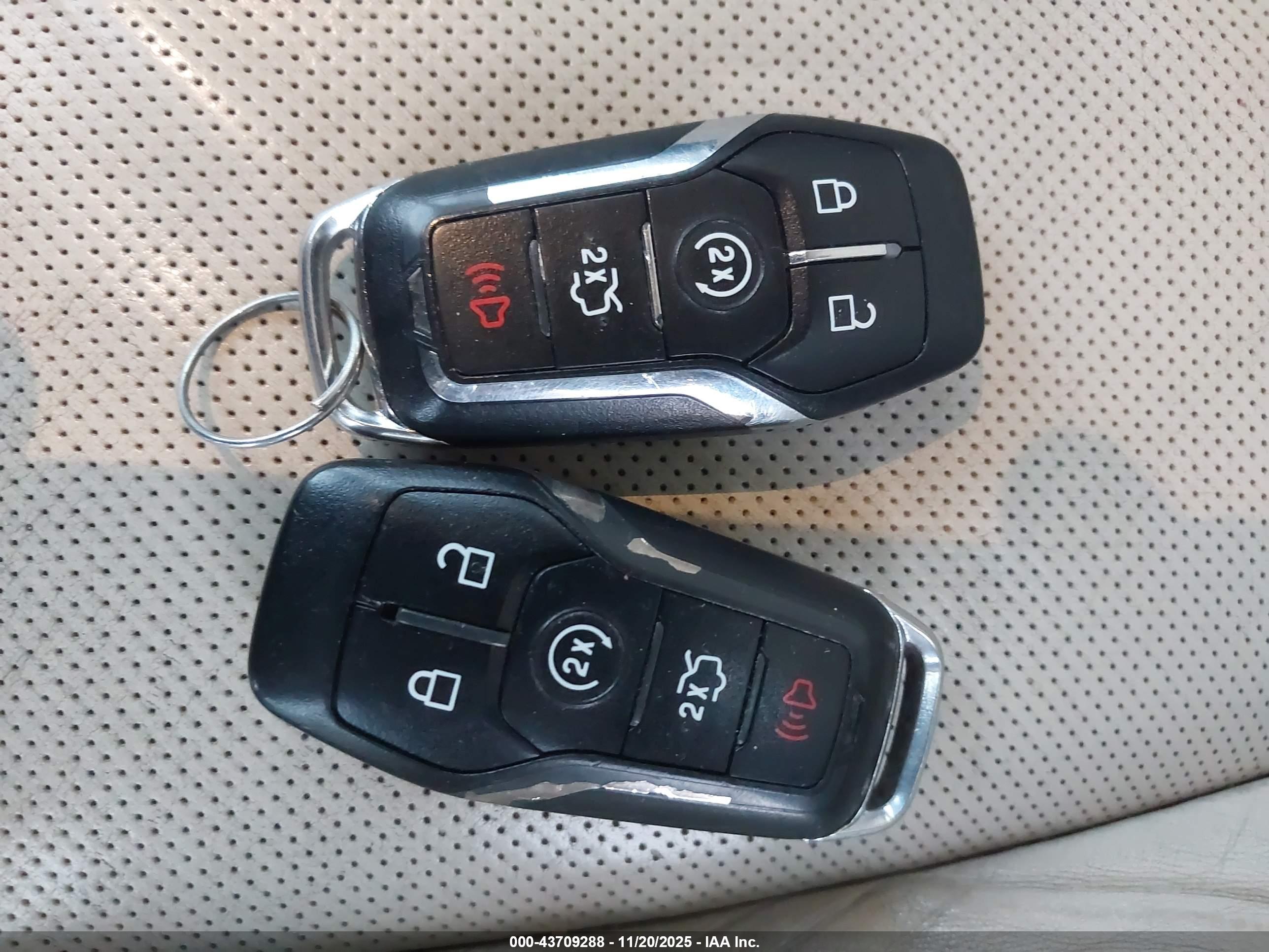 LINCOLN MKZ image 11