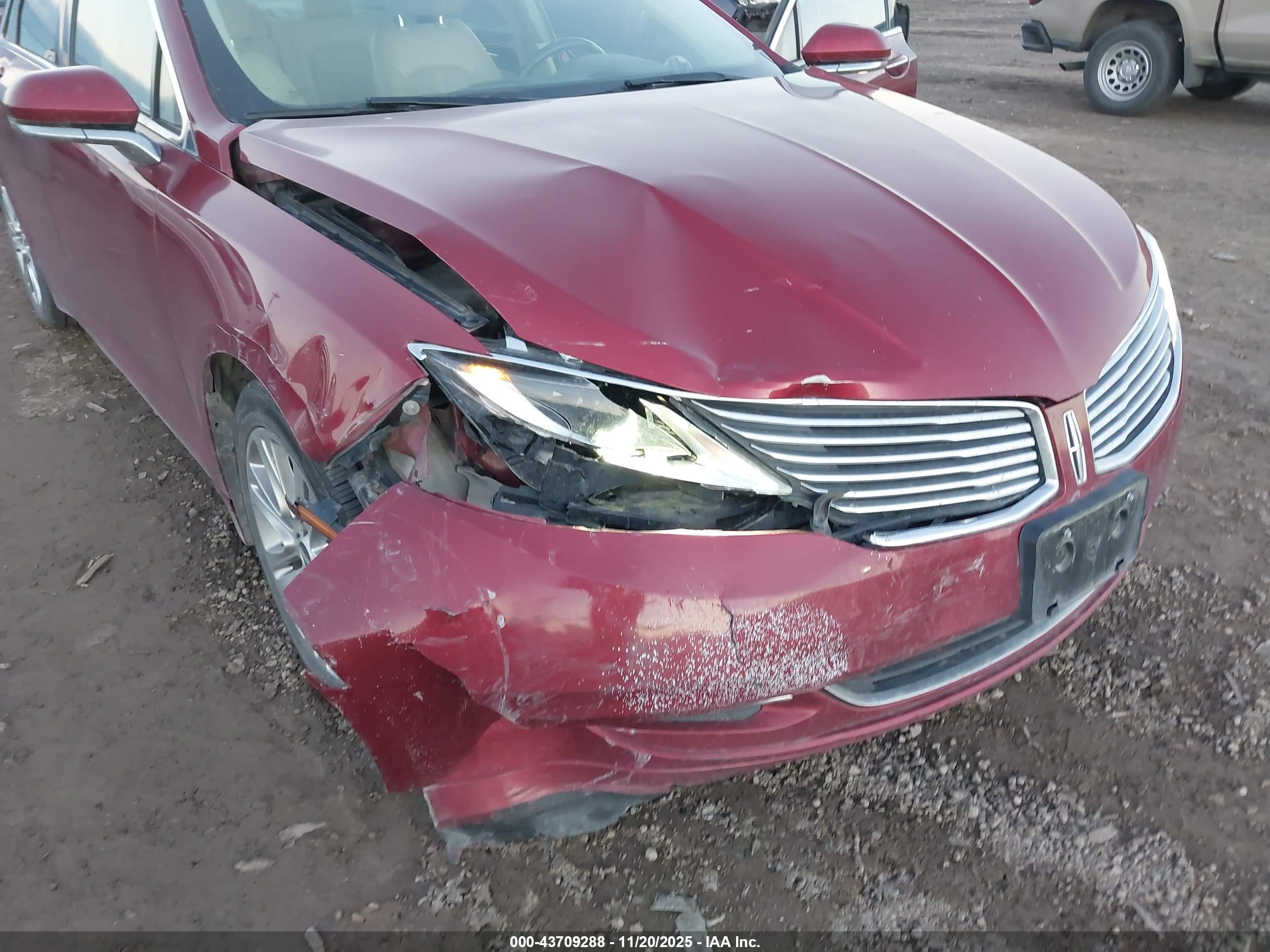 LINCOLN MKZ image 6