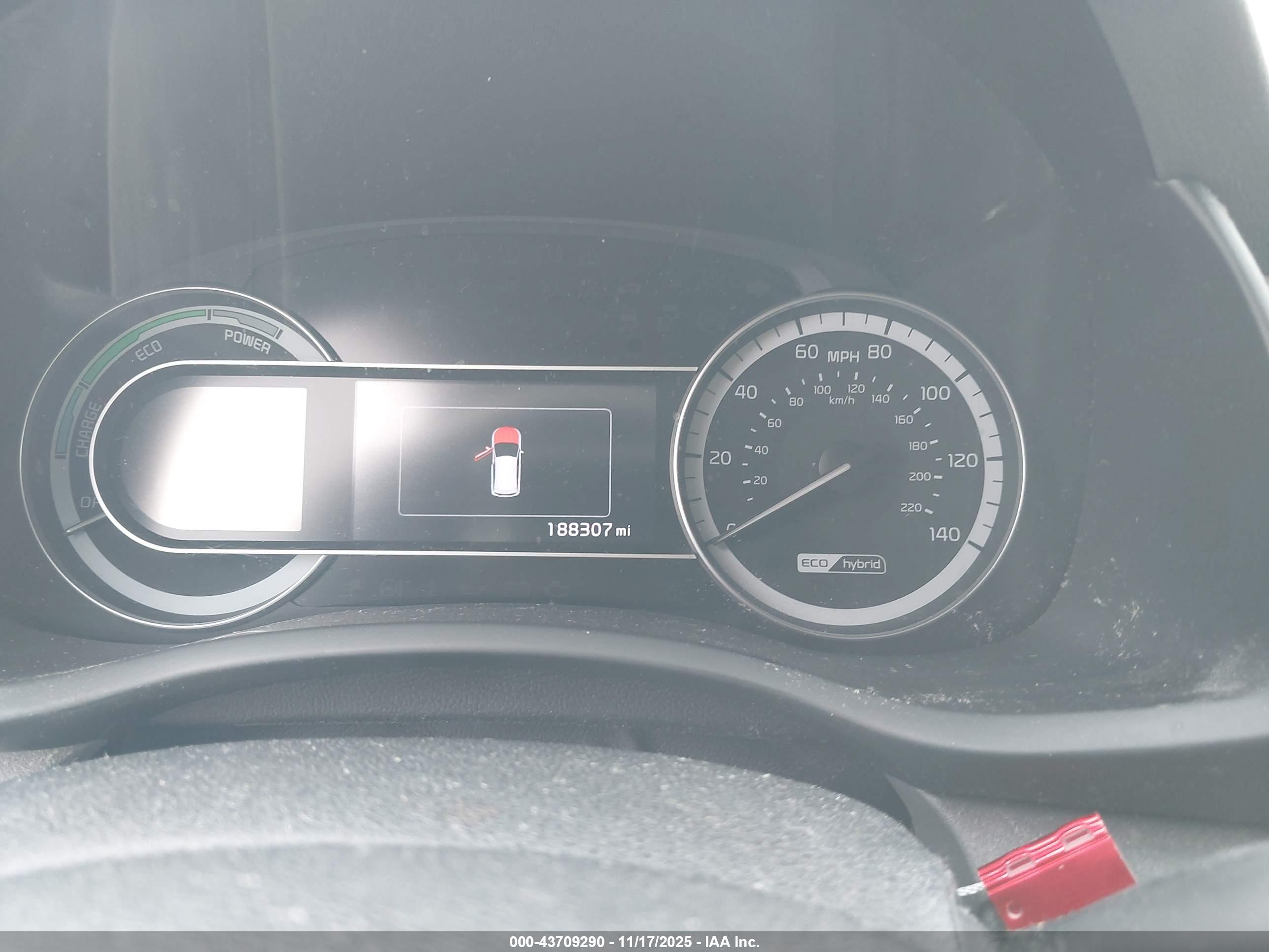 KIA NIRO image 7