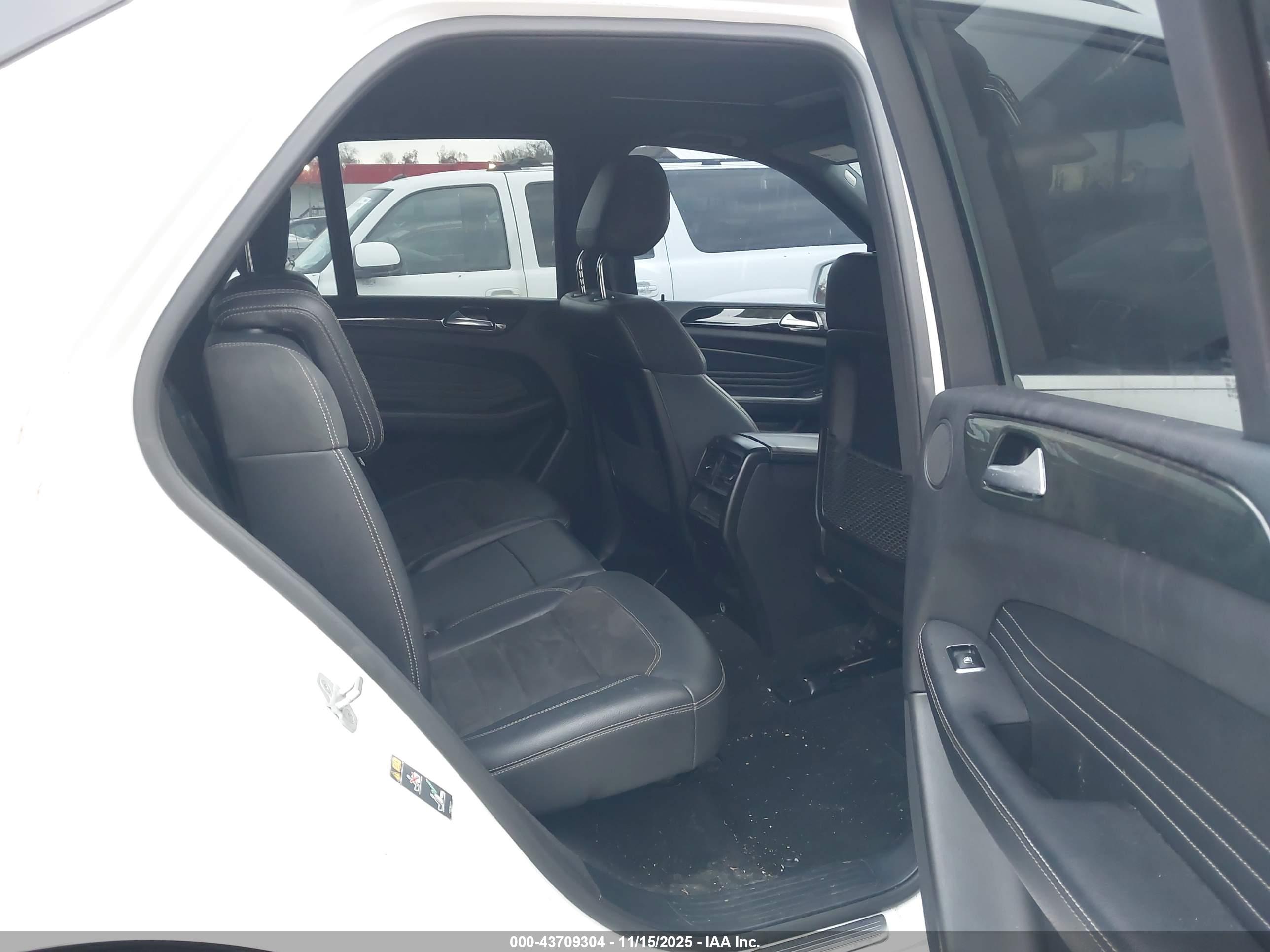 MERCEDES-BENZ ML image 8