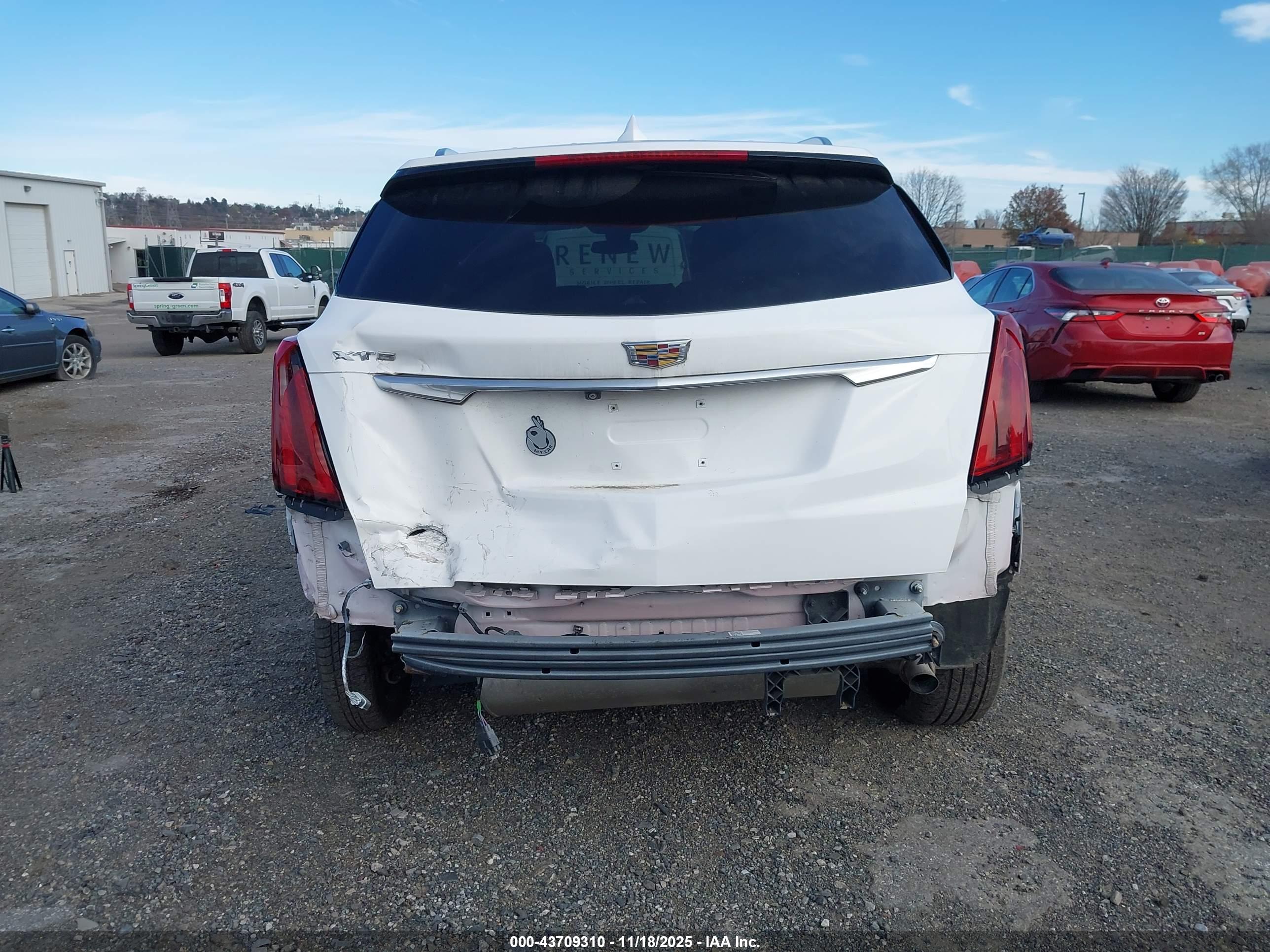 CADILLAC XT5 image 6