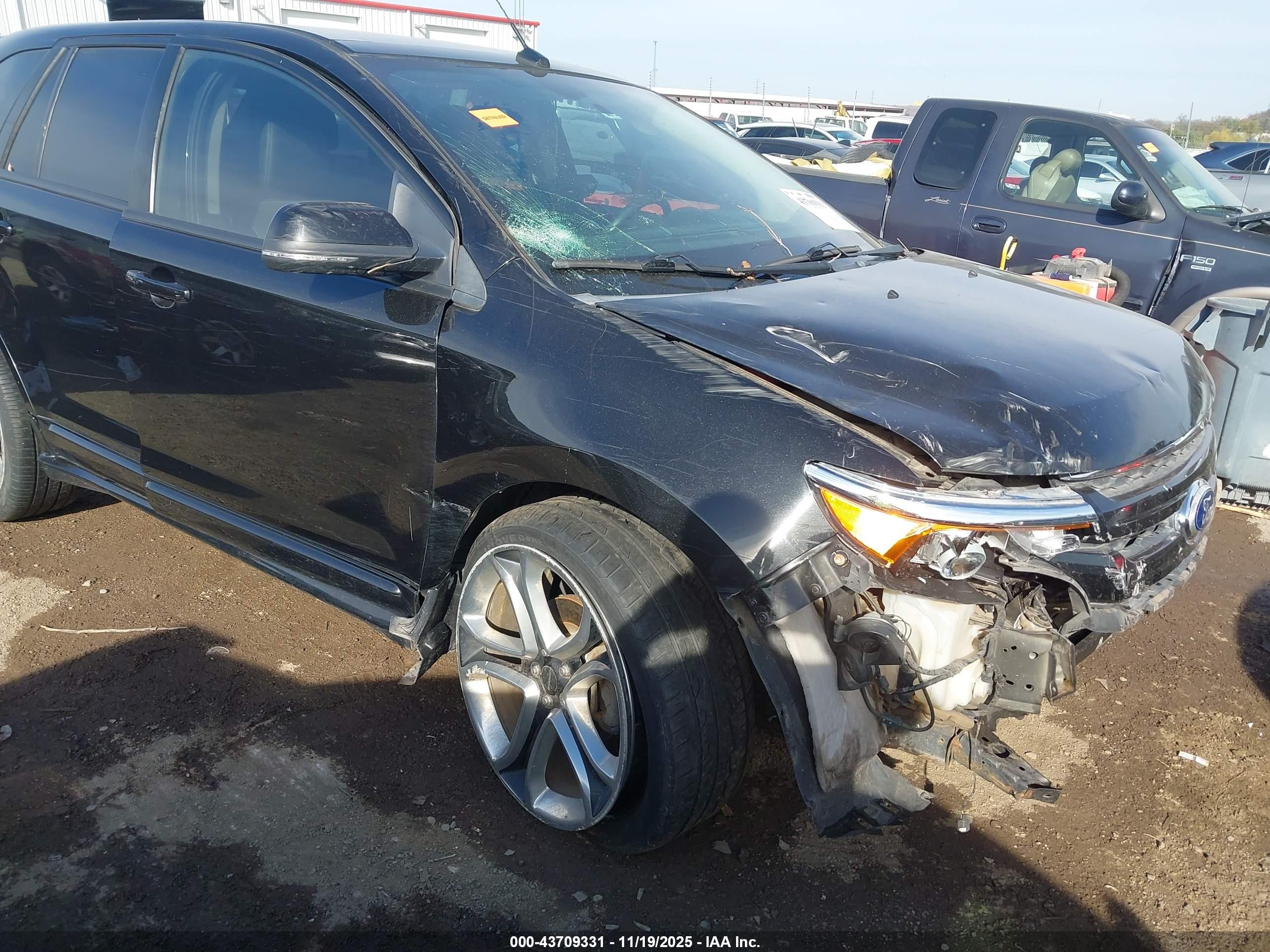 FORD EDGE image 6