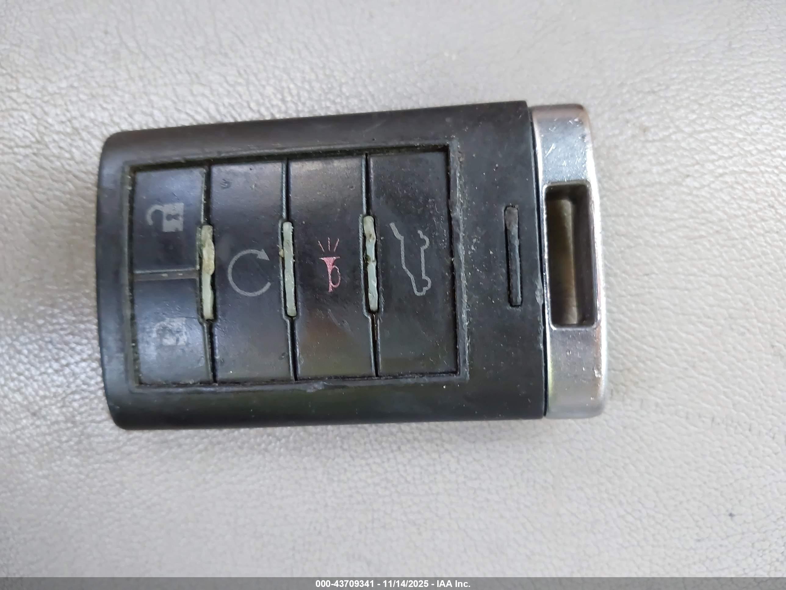 CADILLAC SRX image 11