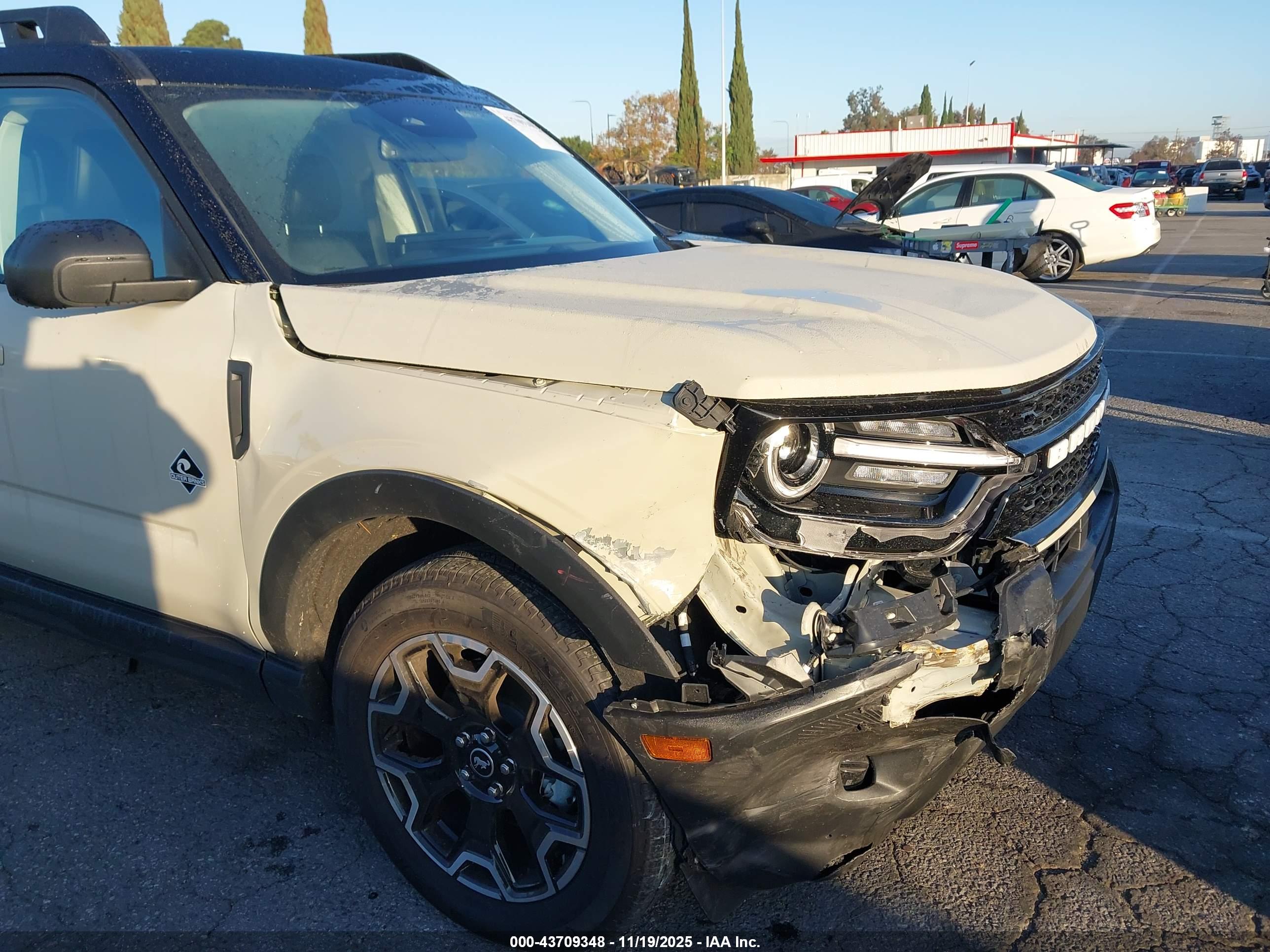 FORD BRONCO image 6