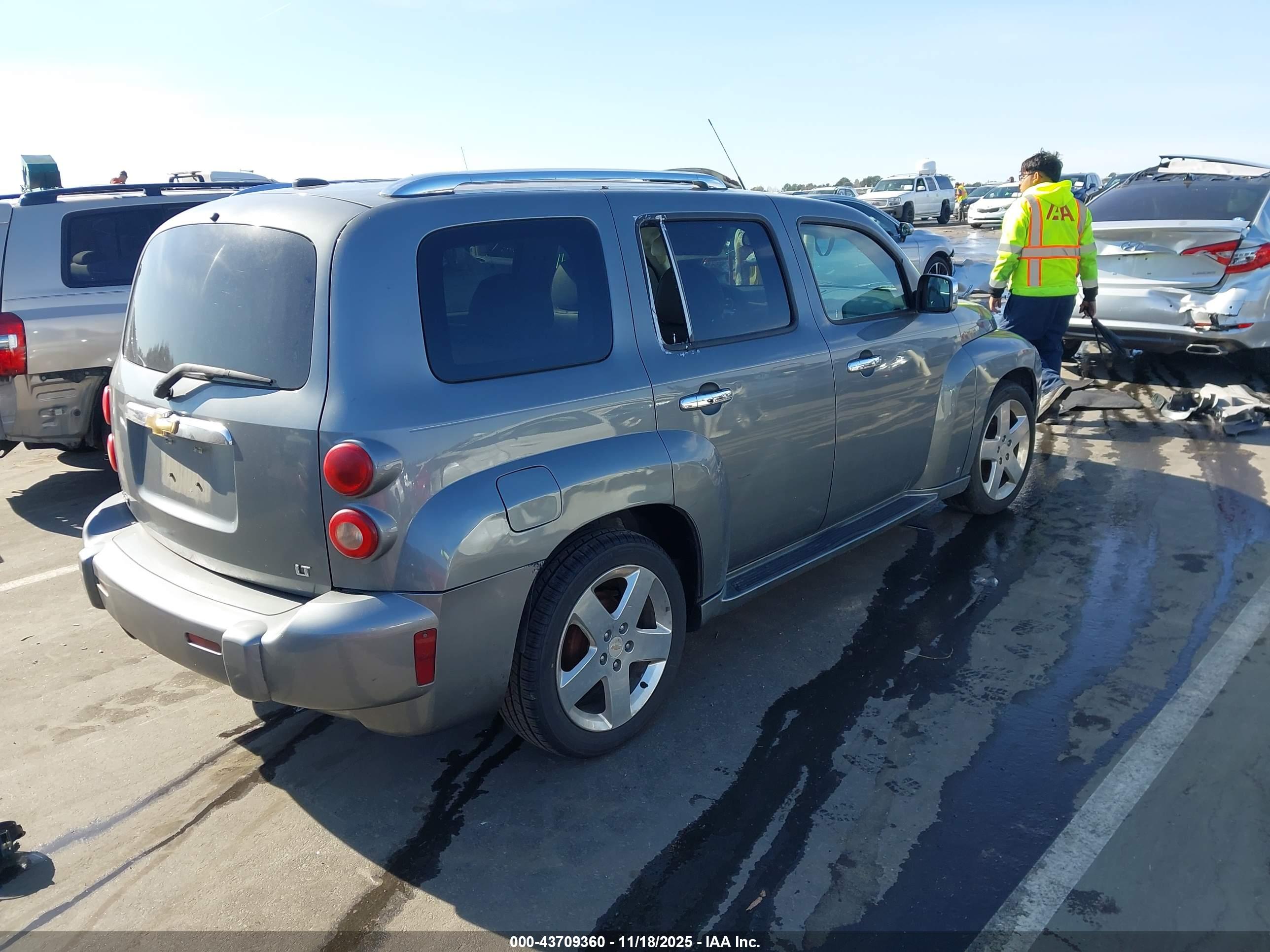 CHEVROLET HHR image 4