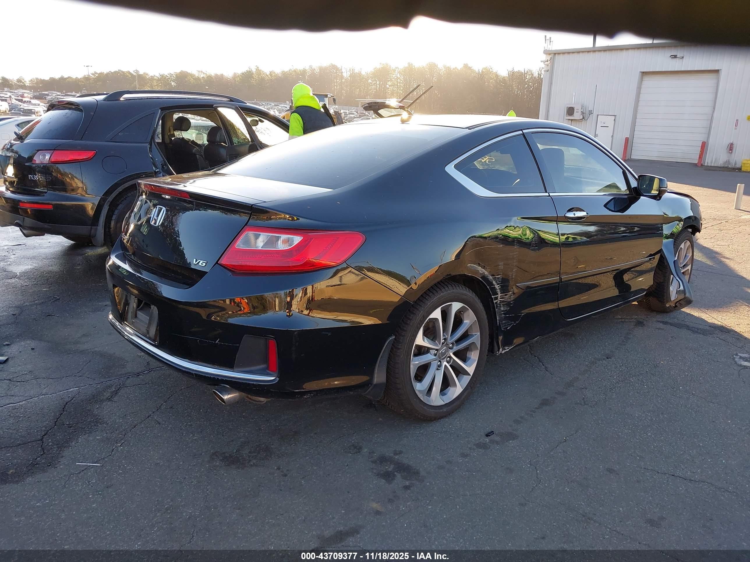 HONDA ACCORD image 4
