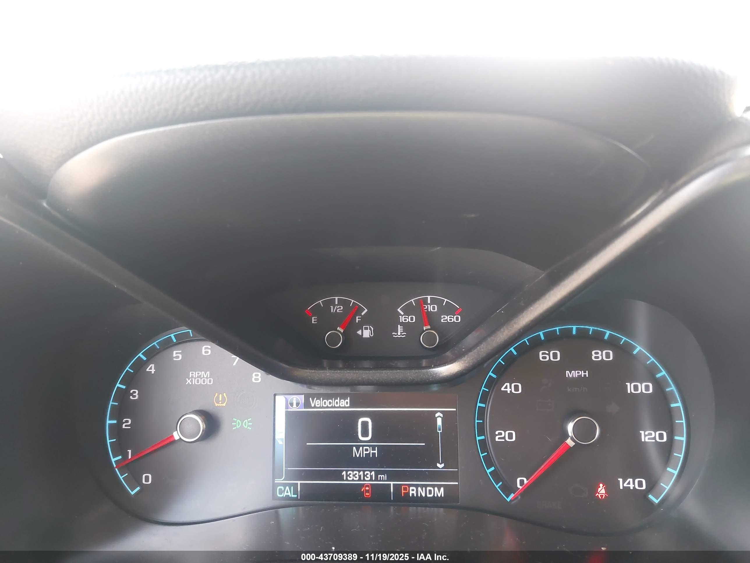 CHEVROLET COLORADO image 7