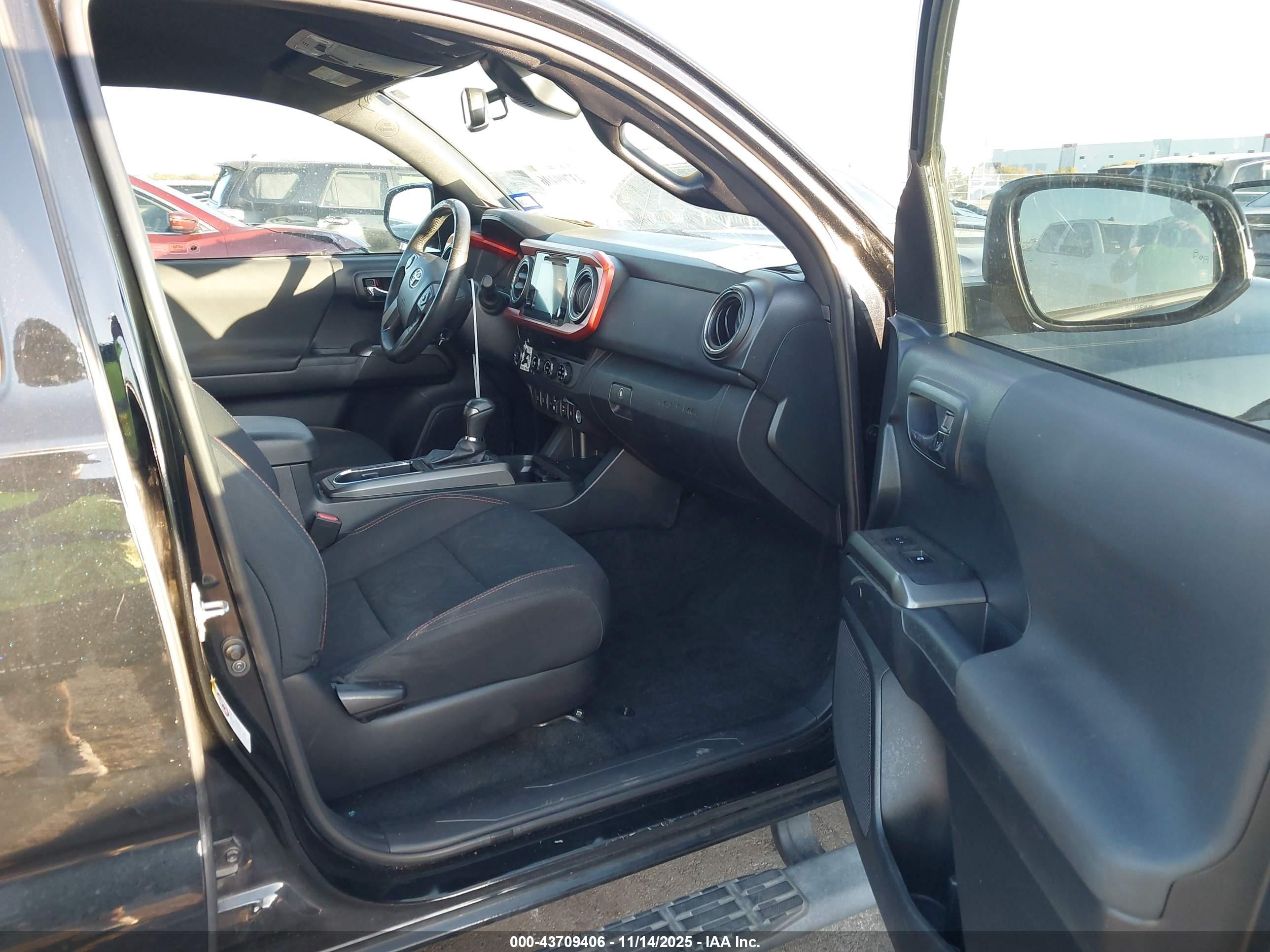 TOYOTA TACOMA image 5