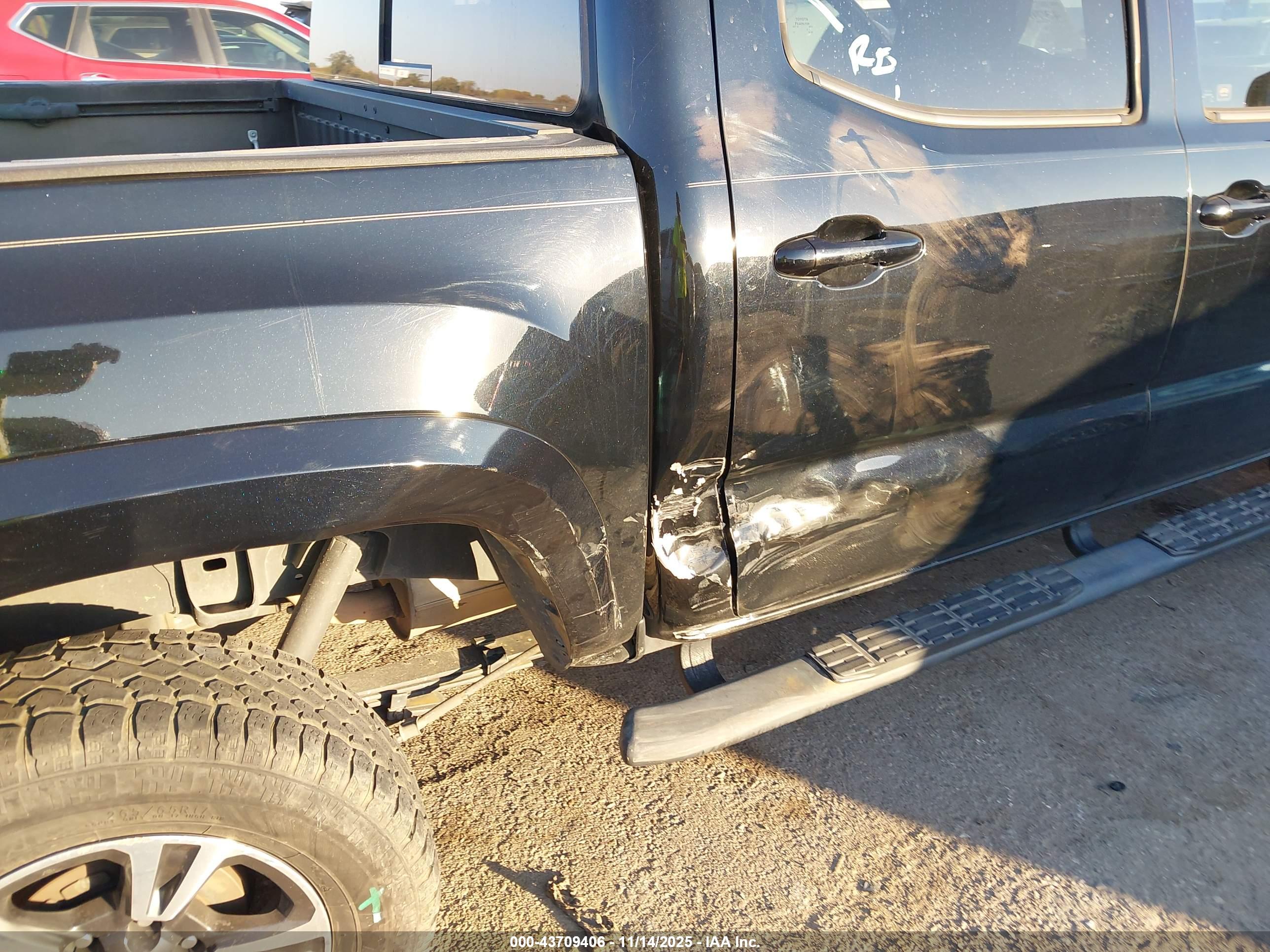 TOYOTA TACOMA image 6