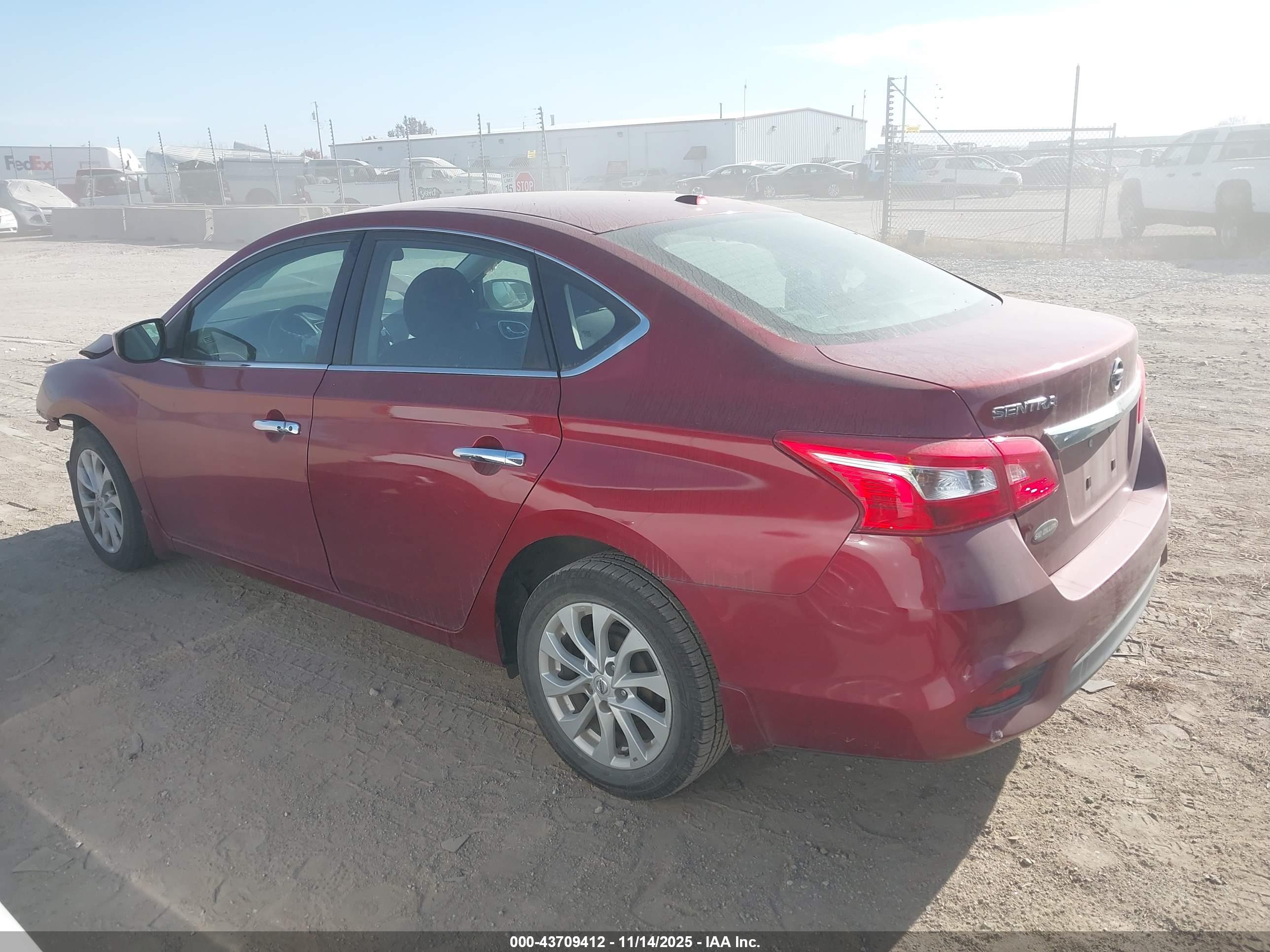 NISSAN SENTRA image 3