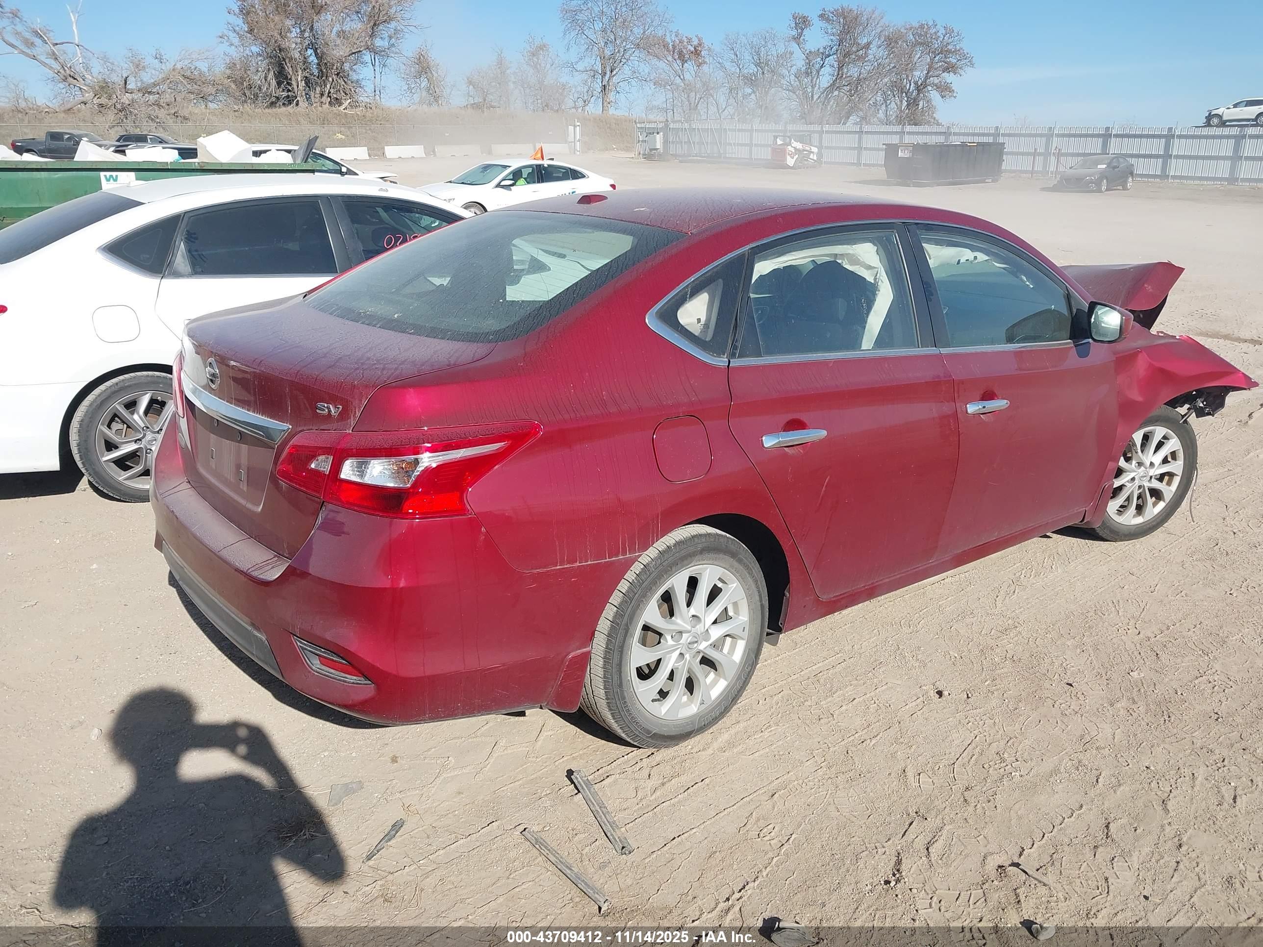 NISSAN SENTRA image 4