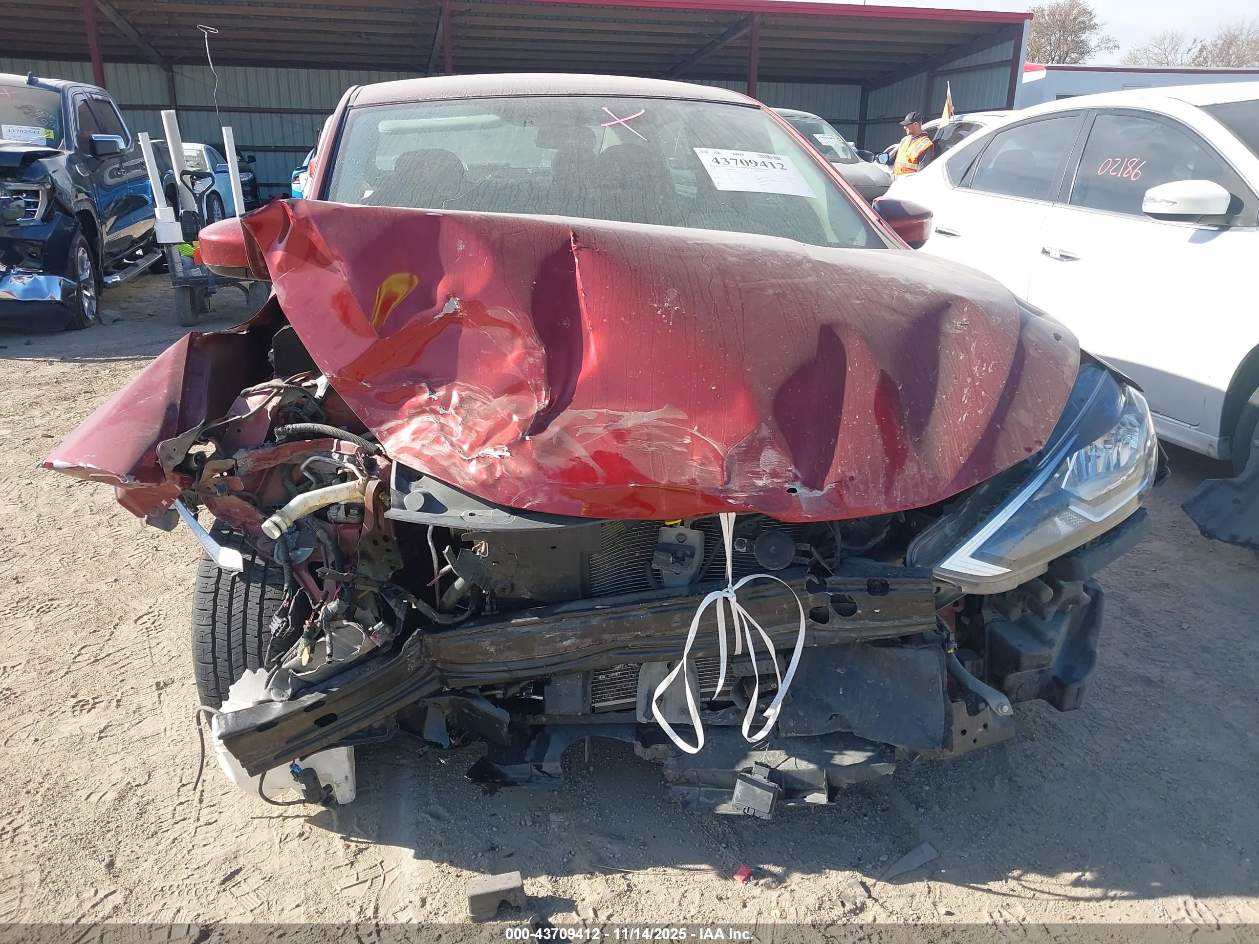 NISSAN SENTRA image 6