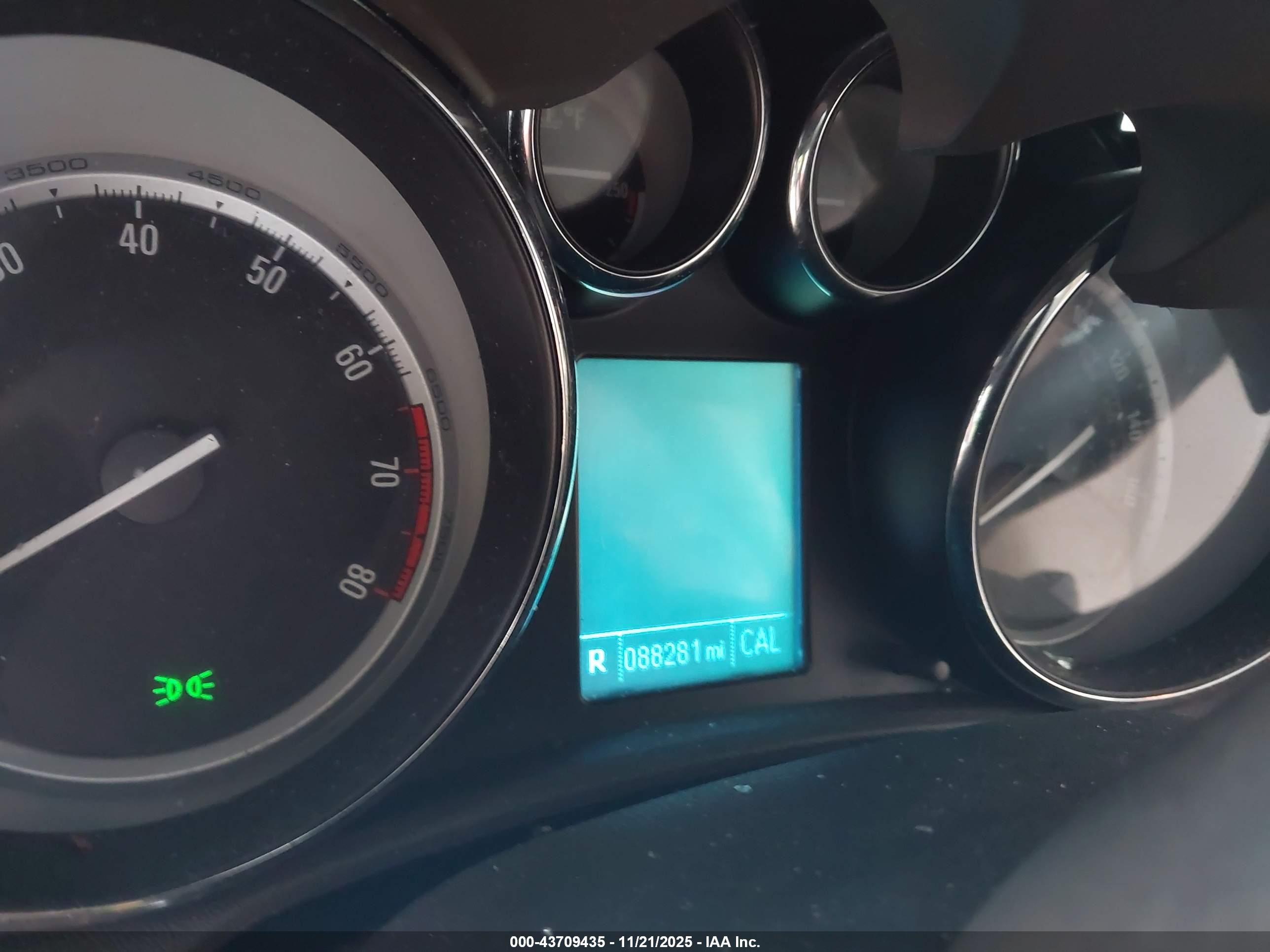 BUICK VERANO image 7