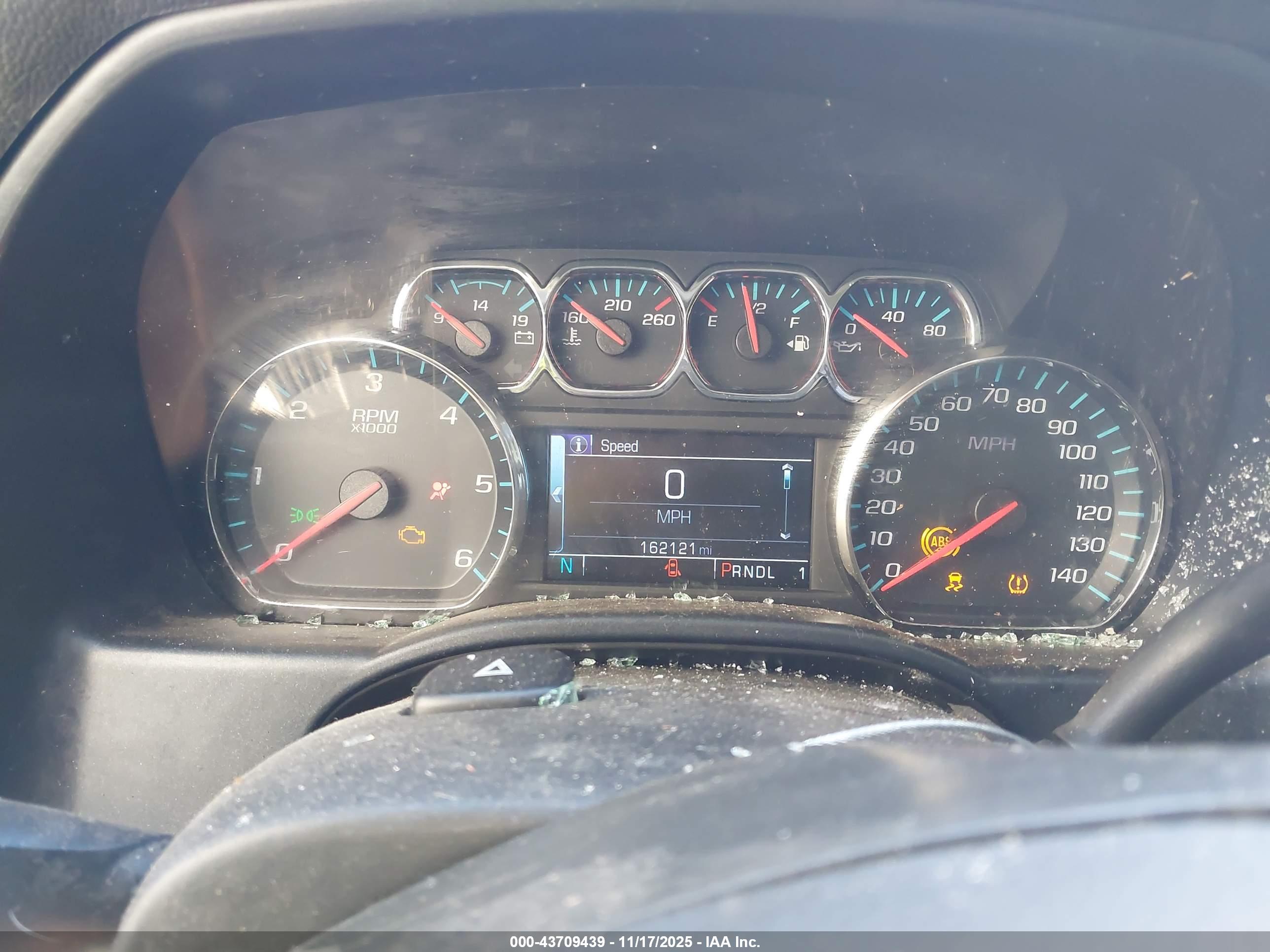 CHEVROLET SILVERADO image 7
